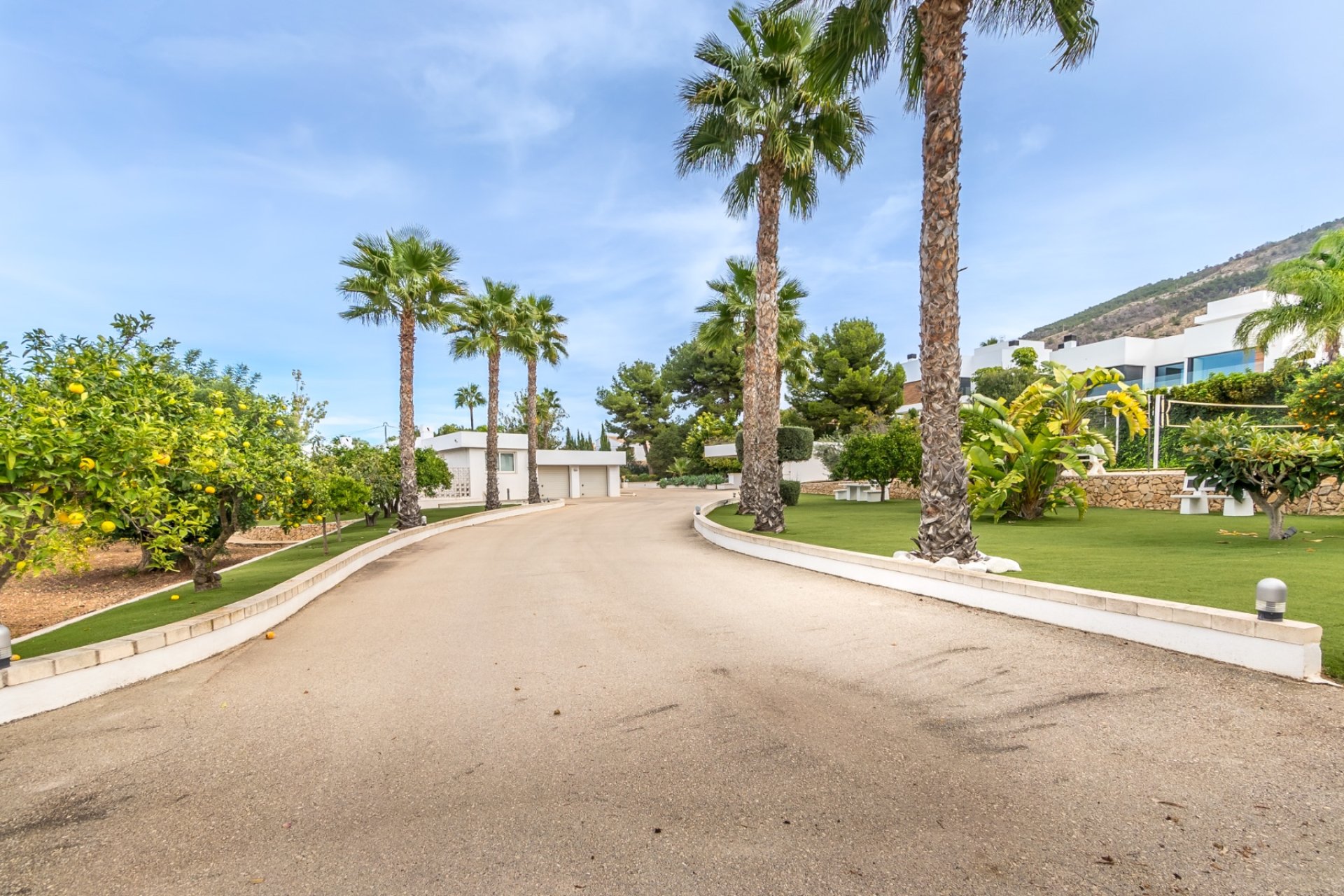 Videresalg -  Hytte / villa -
Albir