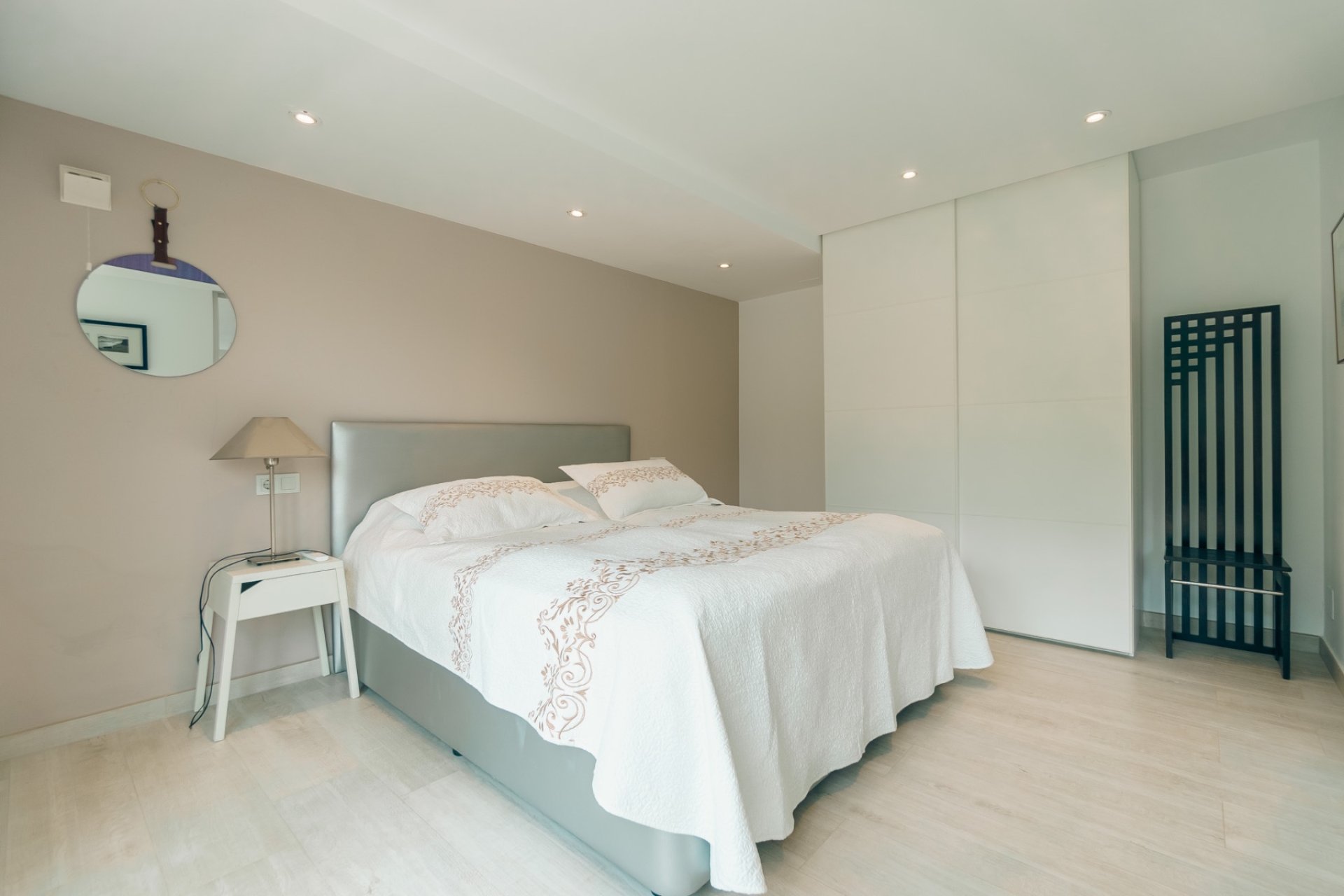 Videresalg -  Hytte / villa -
Albir