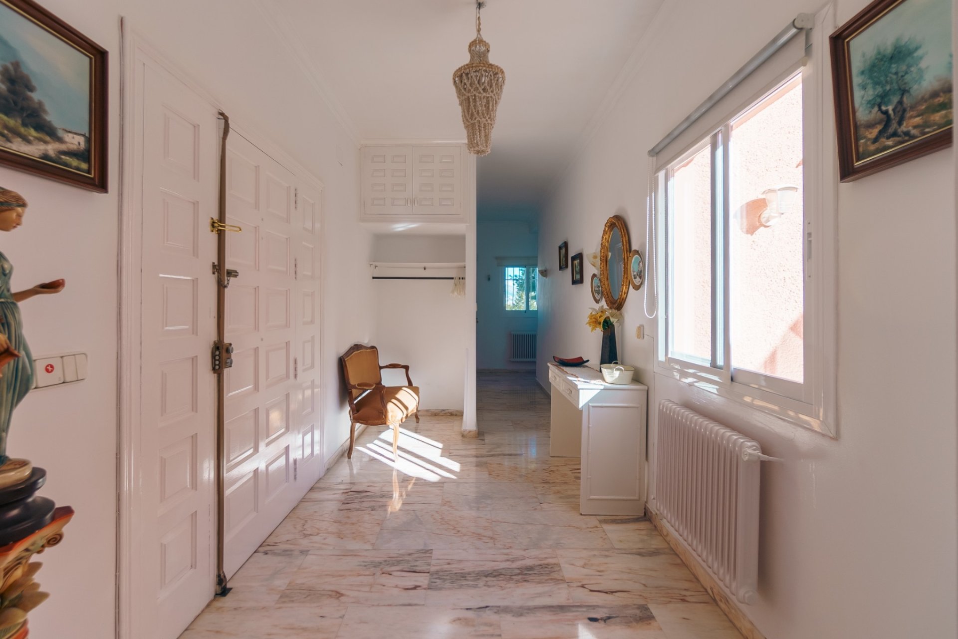 Videresalg -  Hytte / villa -
Albir