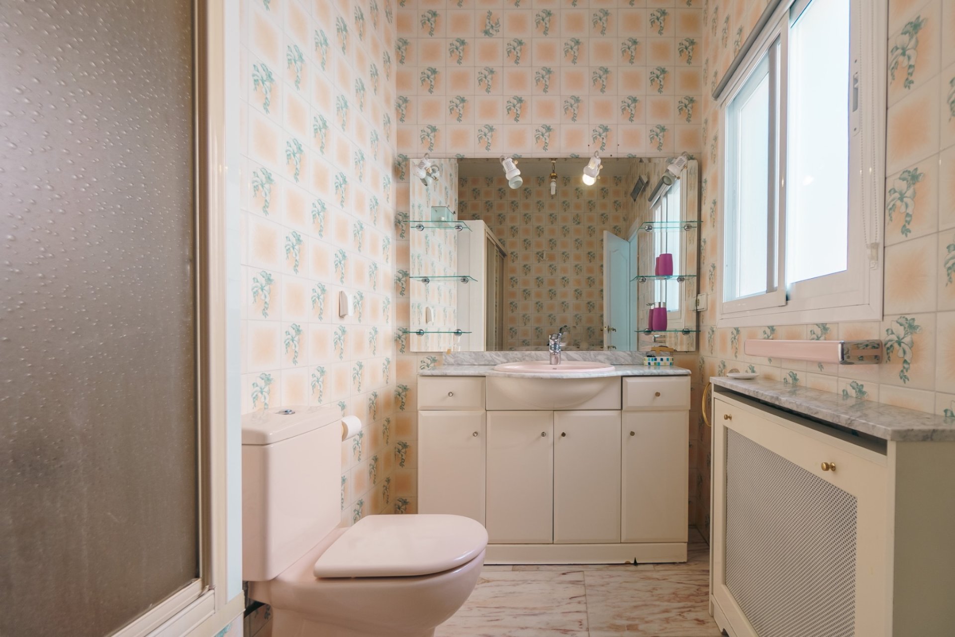 Videresalg -  Hytte / villa -
Albir