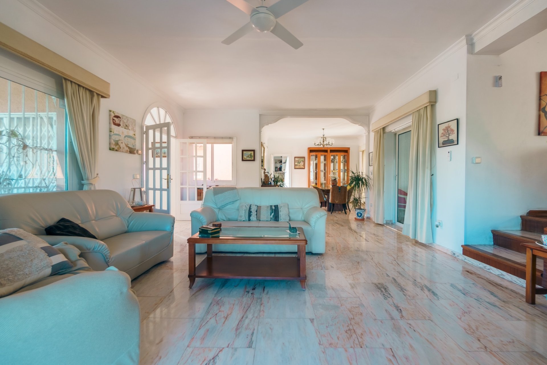 Videresalg -  Hytte / villa -
Albir