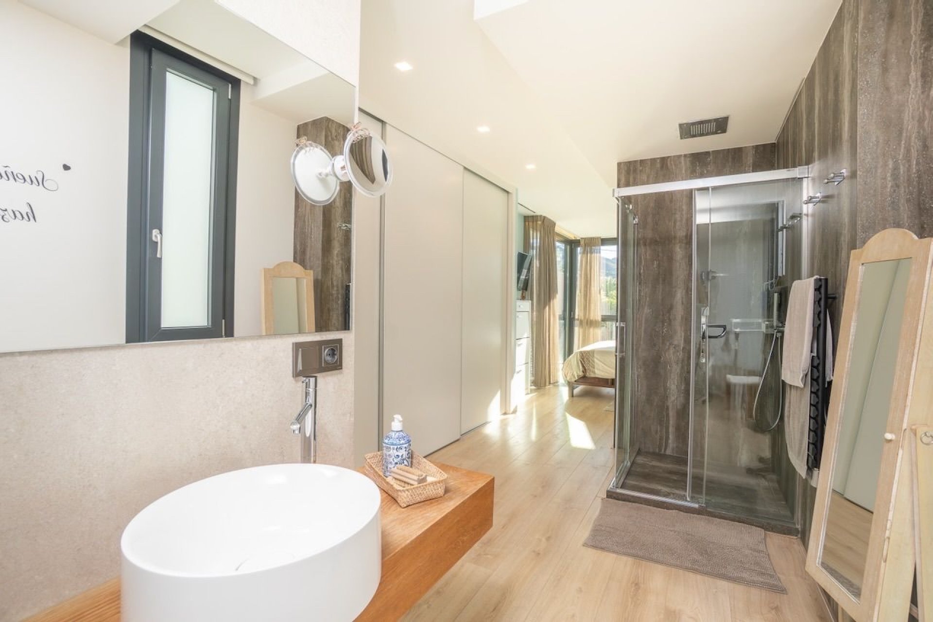 Videresalg -  Hytte / villa -
Albir