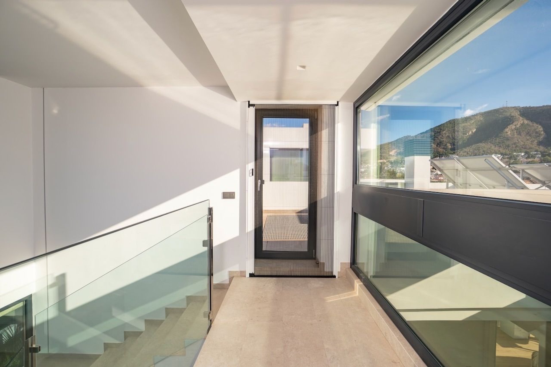 Videresalg -  Hytte / villa -
Albir