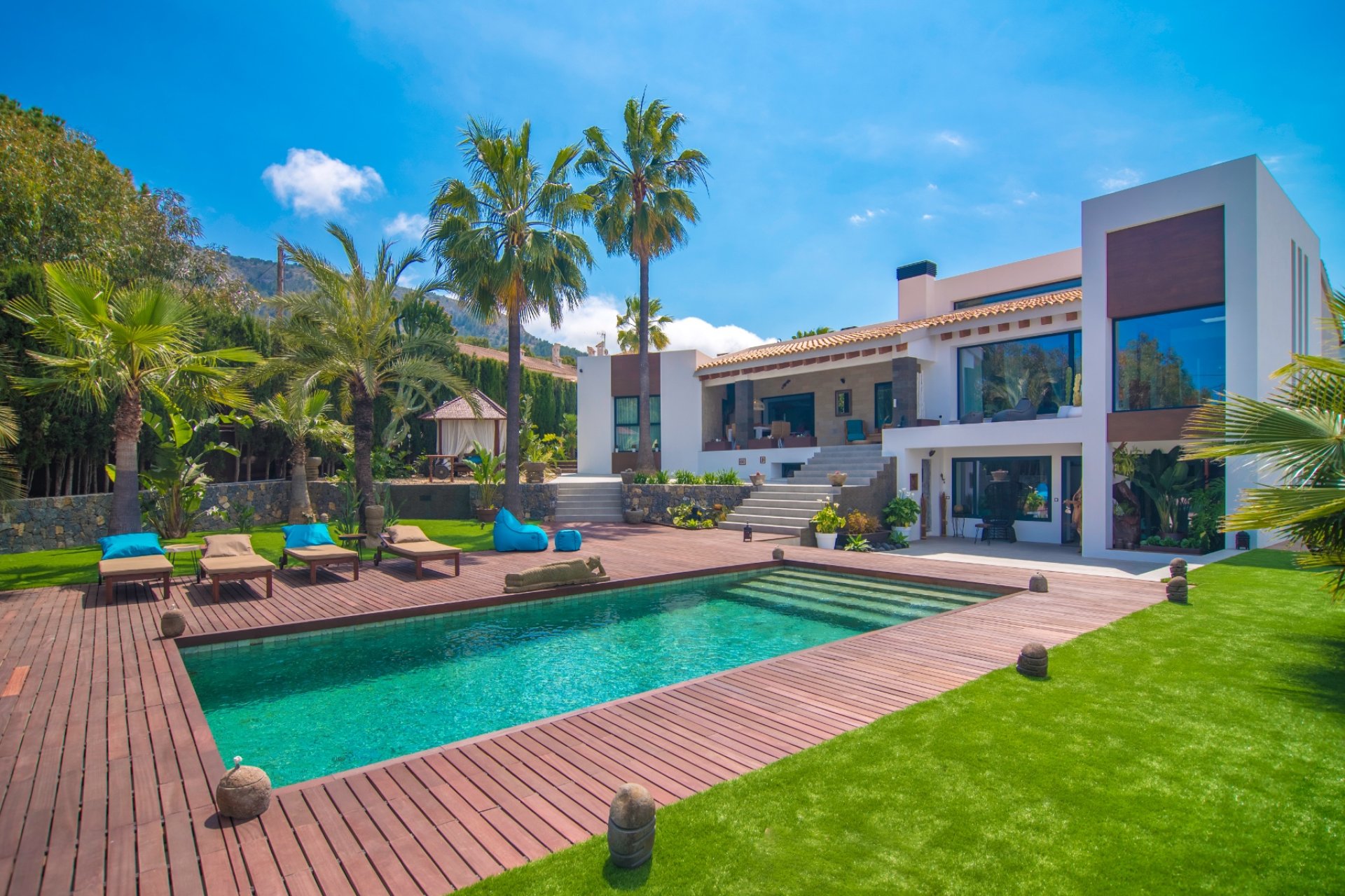 Videresalg -  Hytte / villa -
Albir