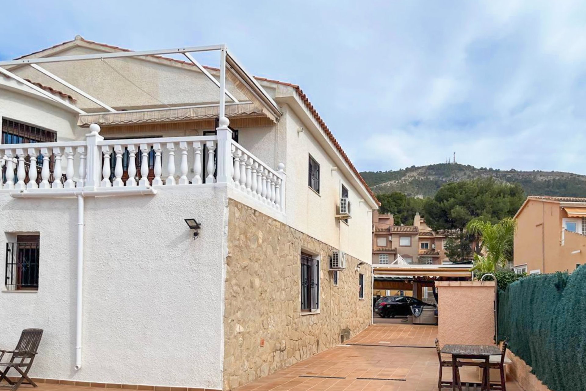 Videresalg -  Hytte / villa -
Albir