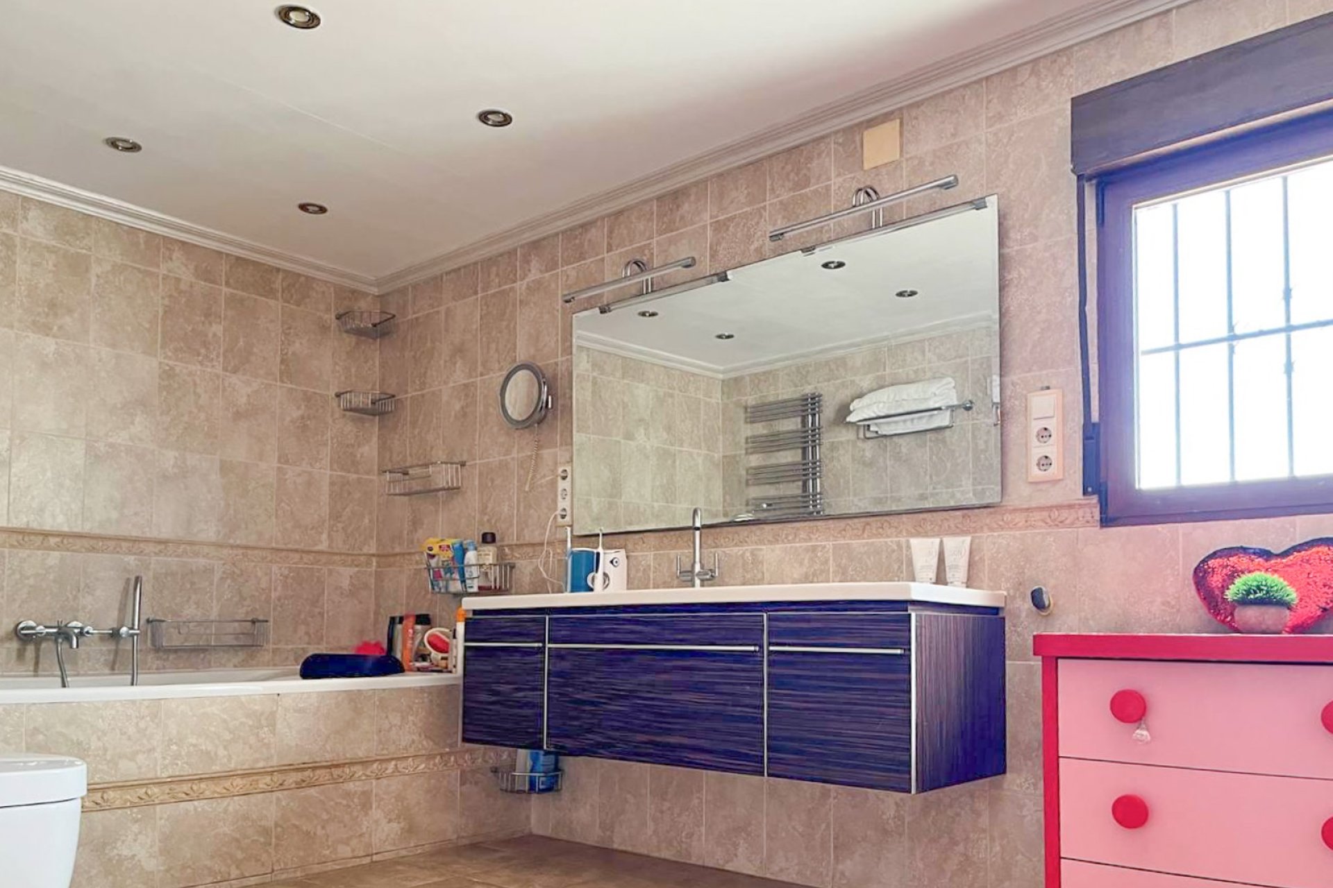 Videresalg -  Hytte / villa -
Albir
