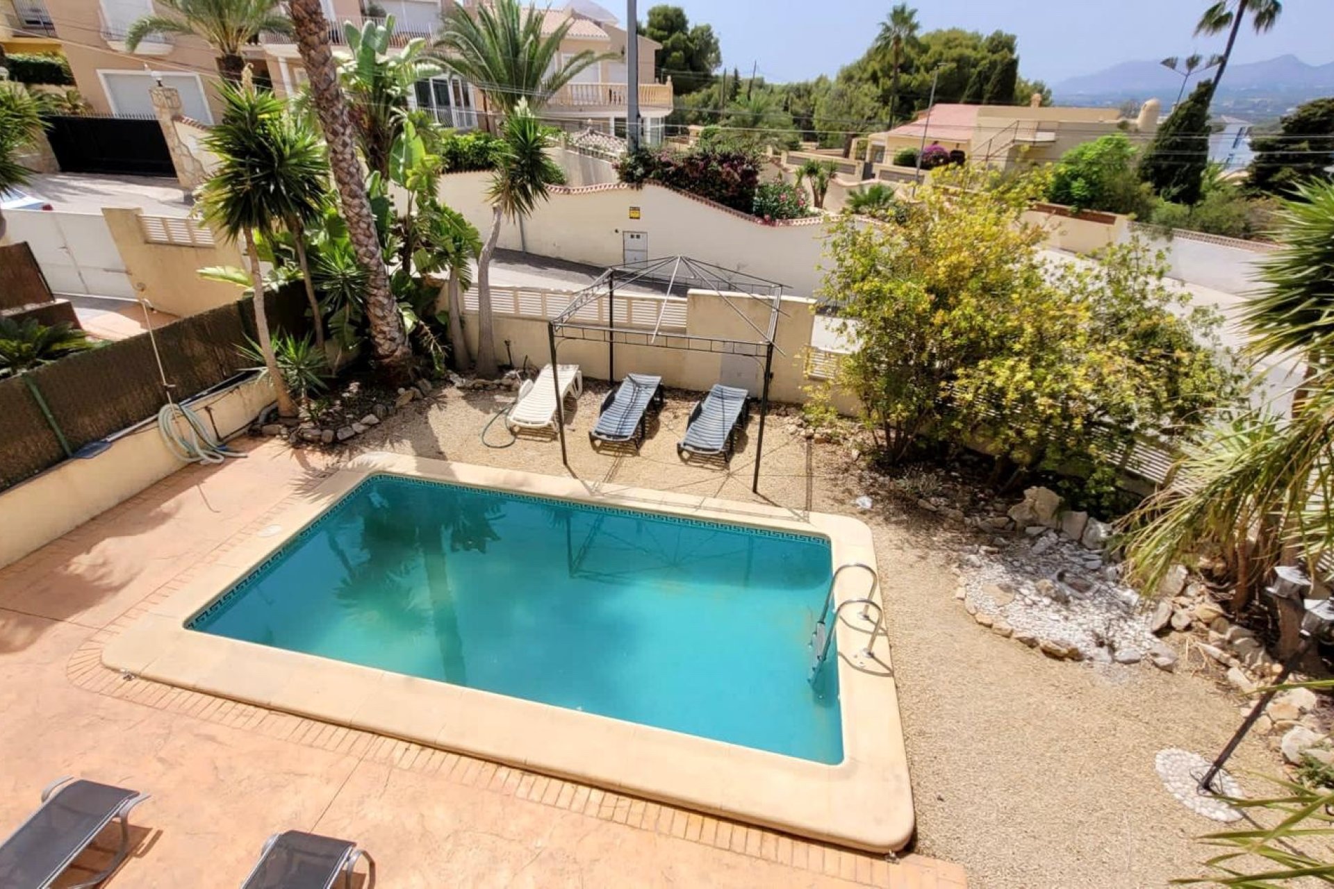 Videresalg -  Hytte / villa -
Albir