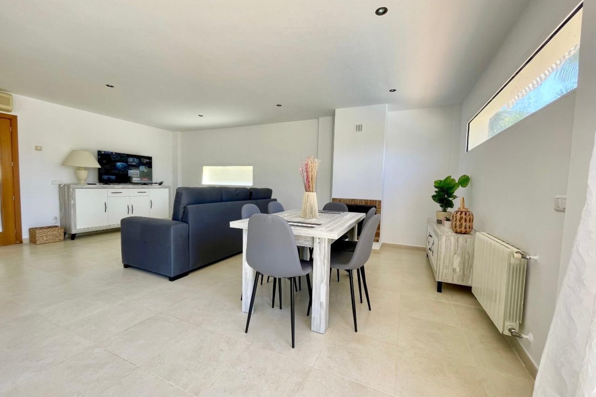 Videresalg -  Hytte / villa -
Albir