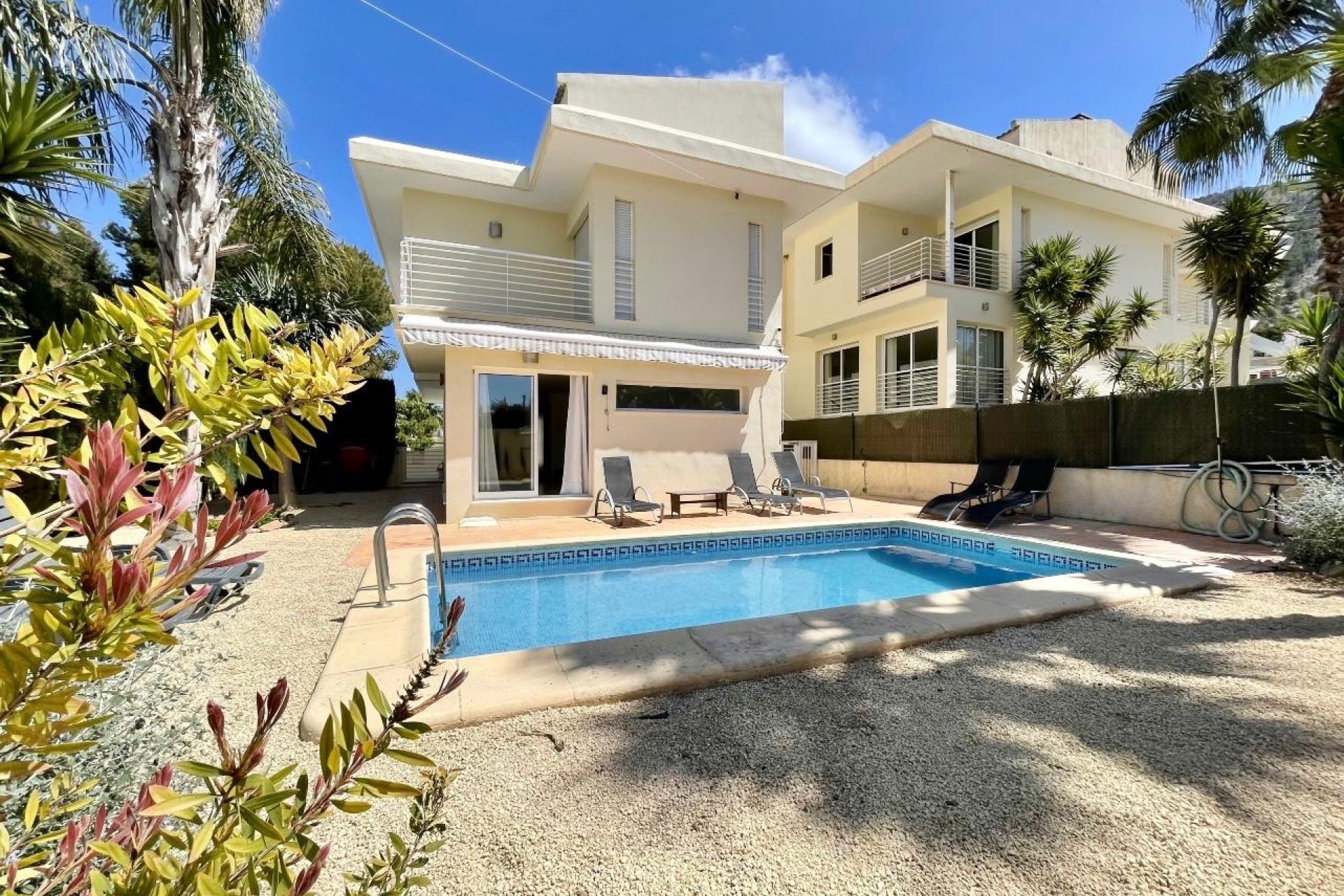 Videresalg -  Hytte / villa -
Albir