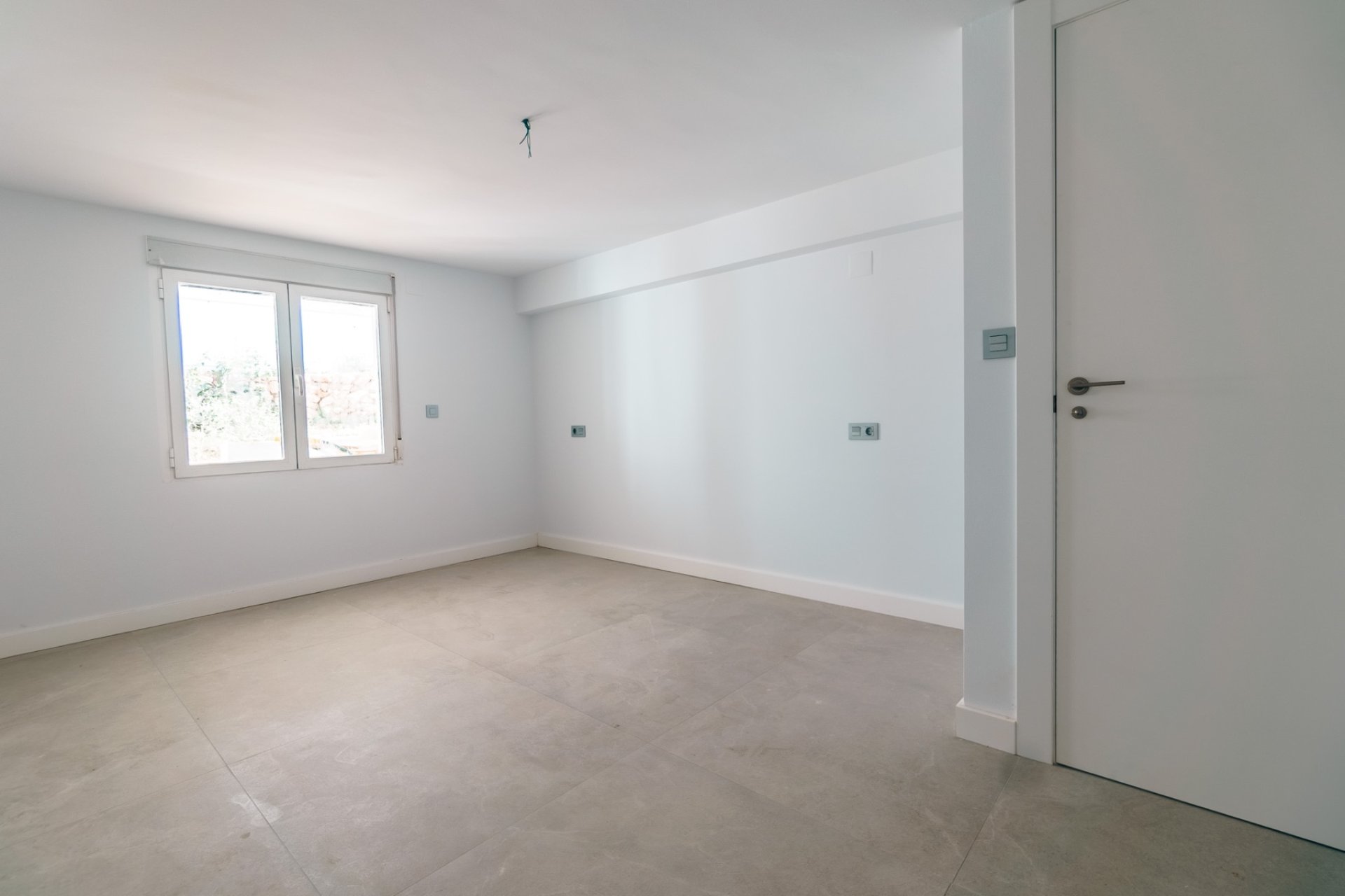Videresalg -  Hytte / villa -
Albir