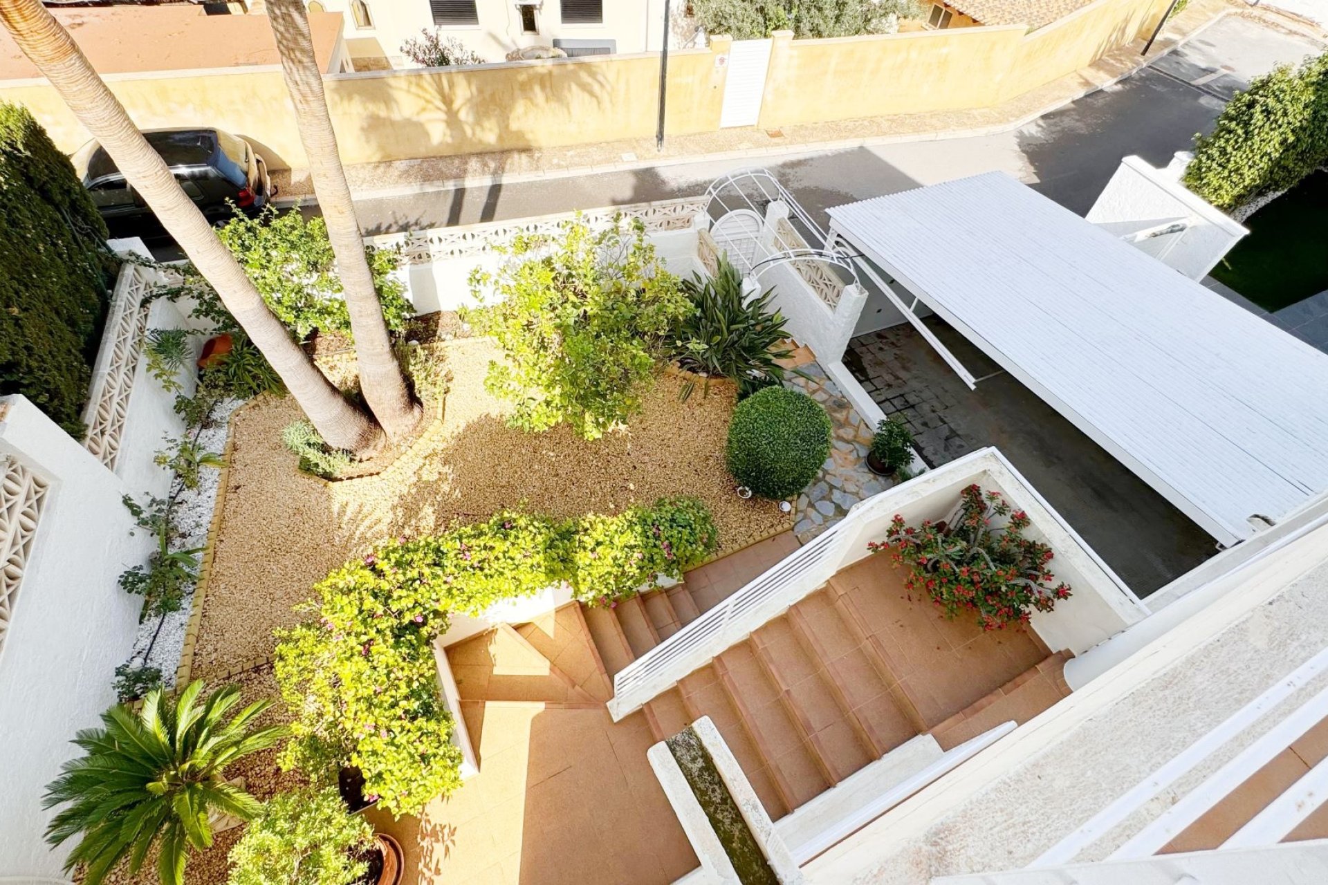 Videresalg -  Hytte / villa -
Albir