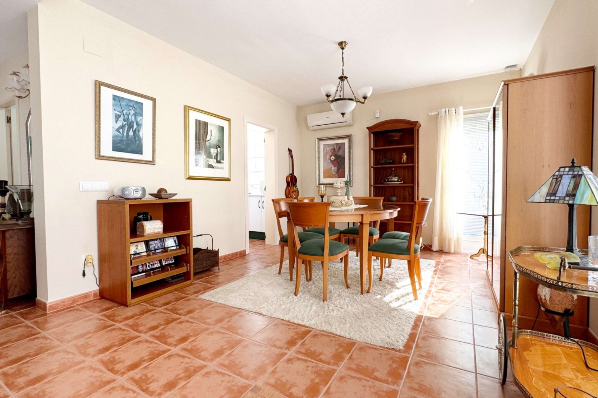 Videresalg -  Hytte / villa -
Albir