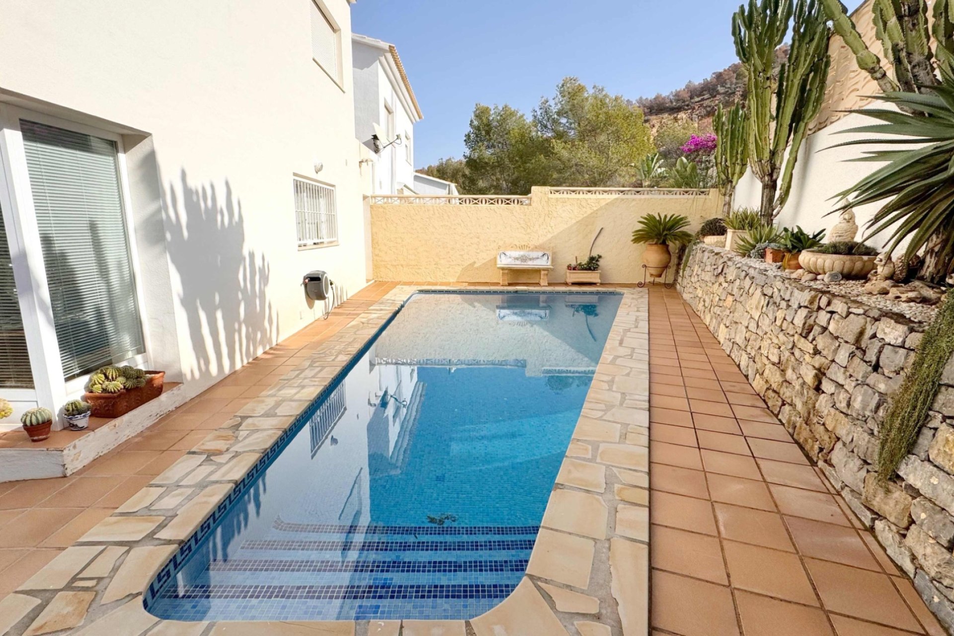Videresalg -  Hytte / villa -
Albir
