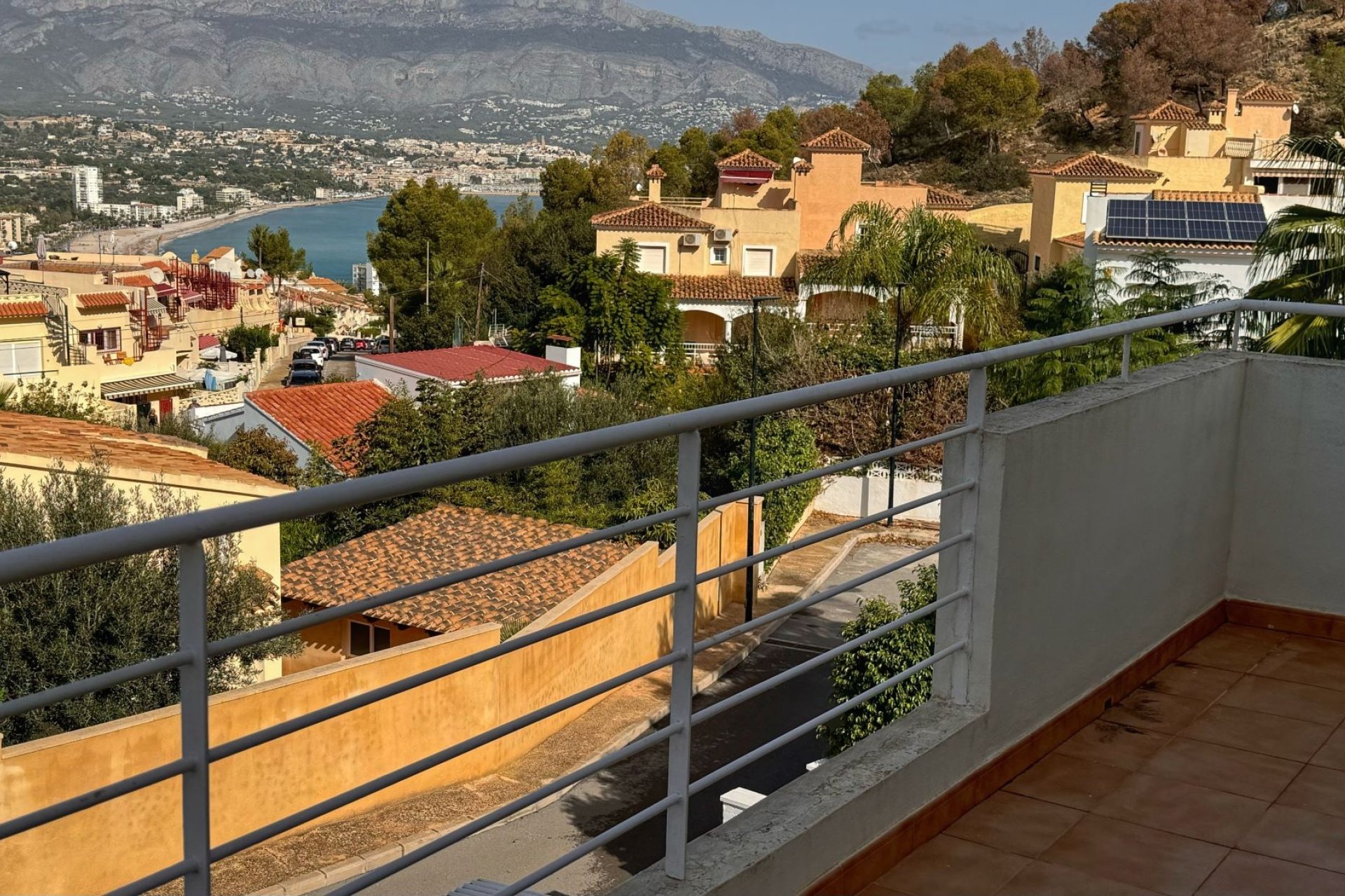 Videresalg -  Hytte / villa -
Albir