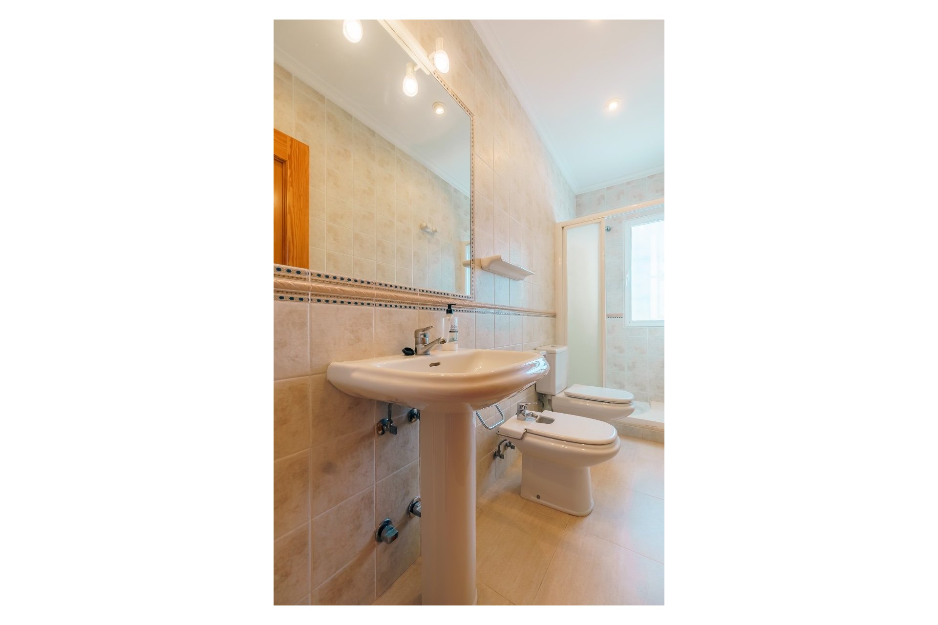 Videresalg -  Hytte / villa -
Altea