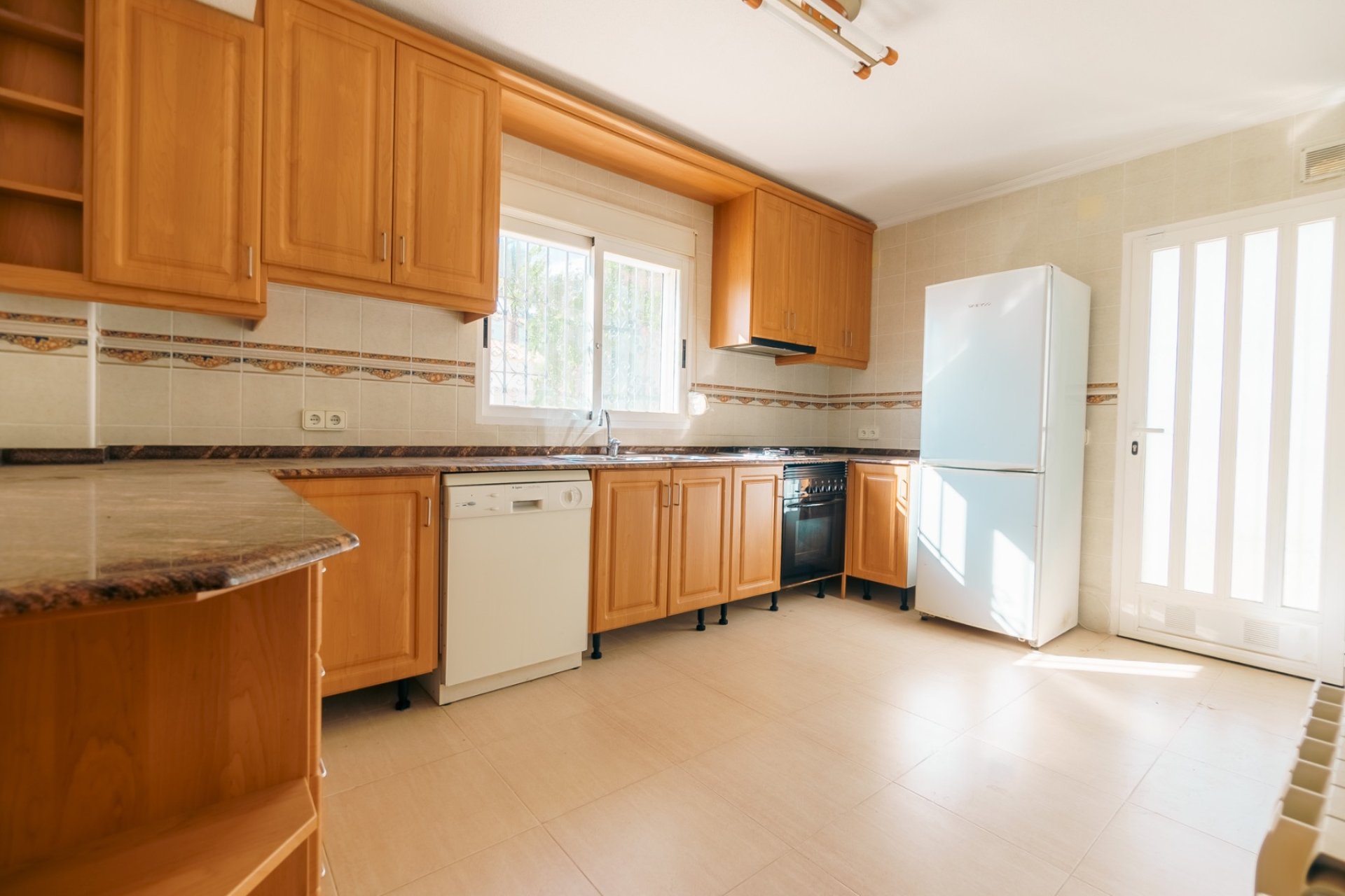 Videresalg -  Hytte / villa -
Altea