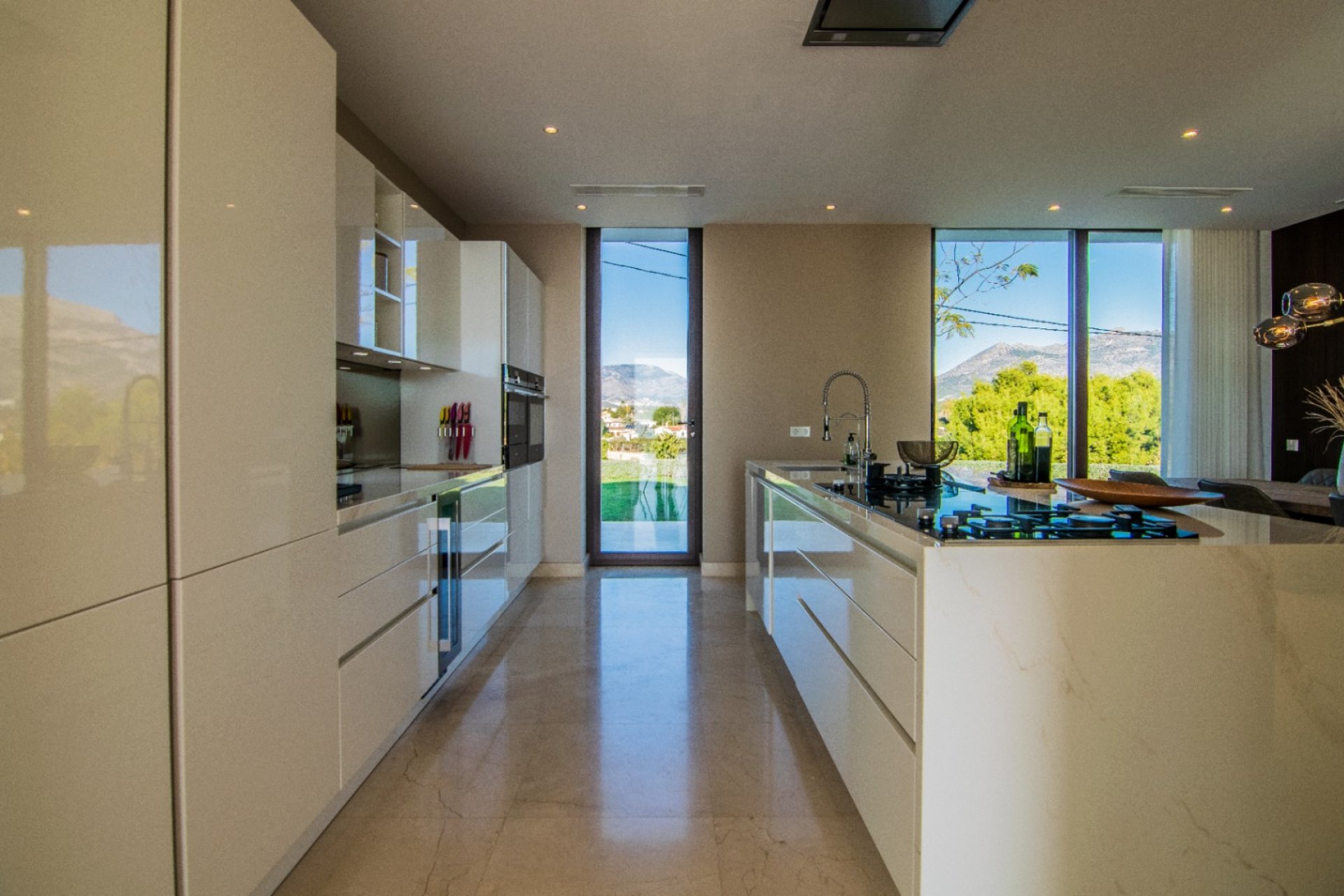 Videresalg -  Hytte / villa -
Altea