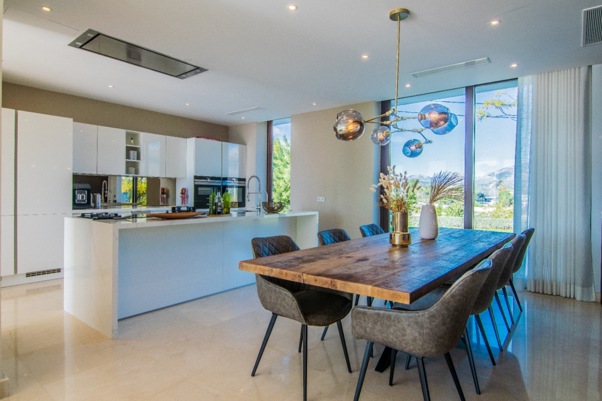 Videresalg -  Hytte / villa -
Altea