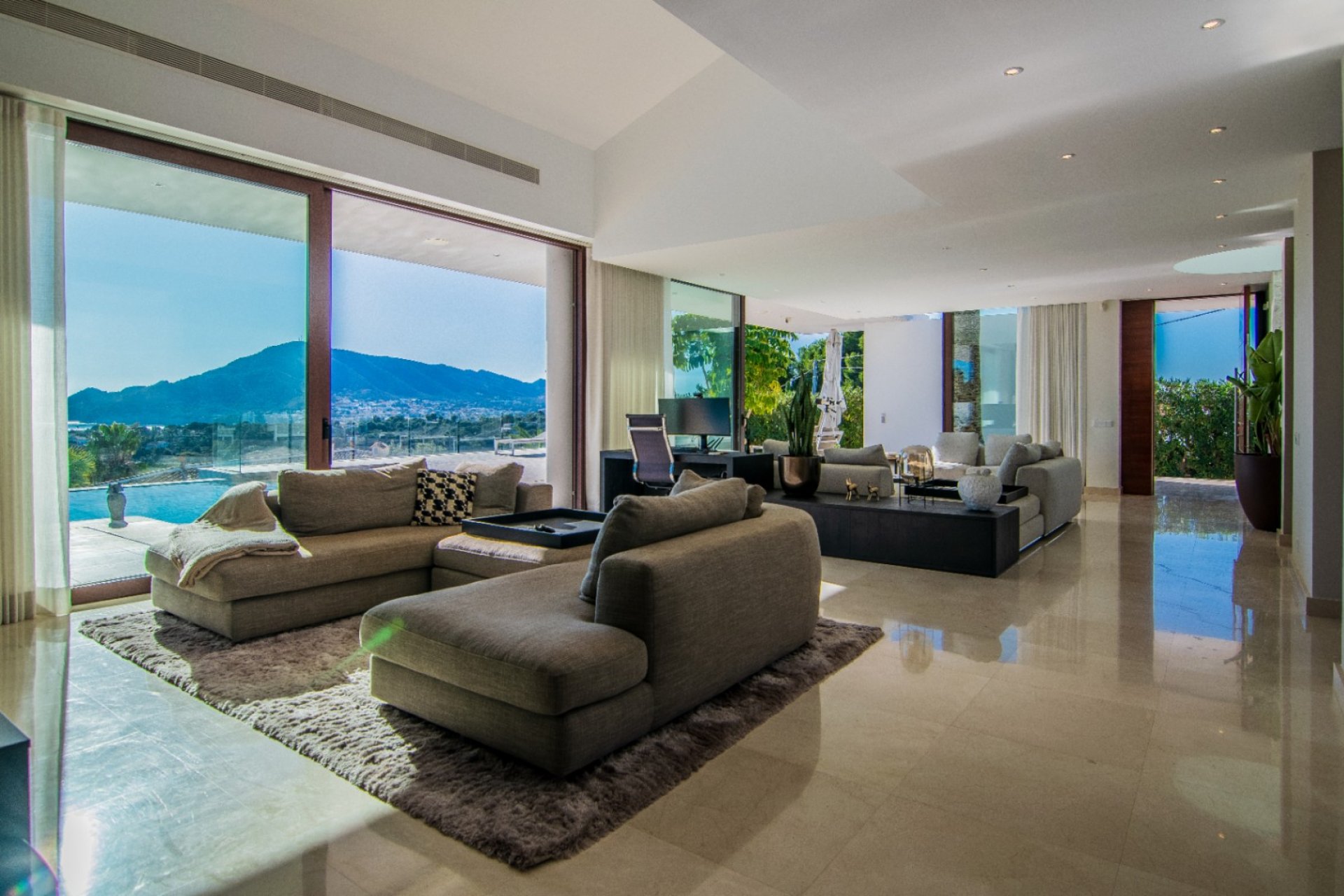 Videresalg -  Hytte / villa -
Altea