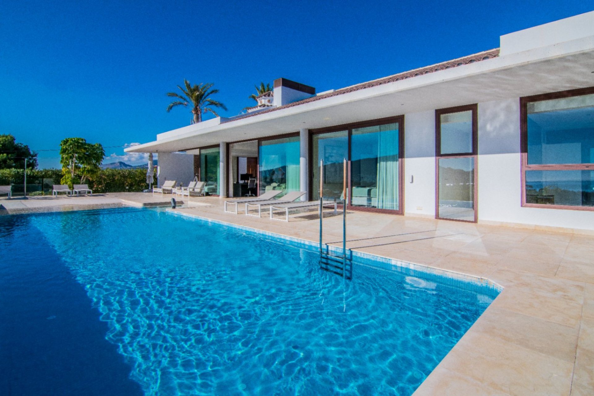 Videresalg -  Hytte / villa -
Altea