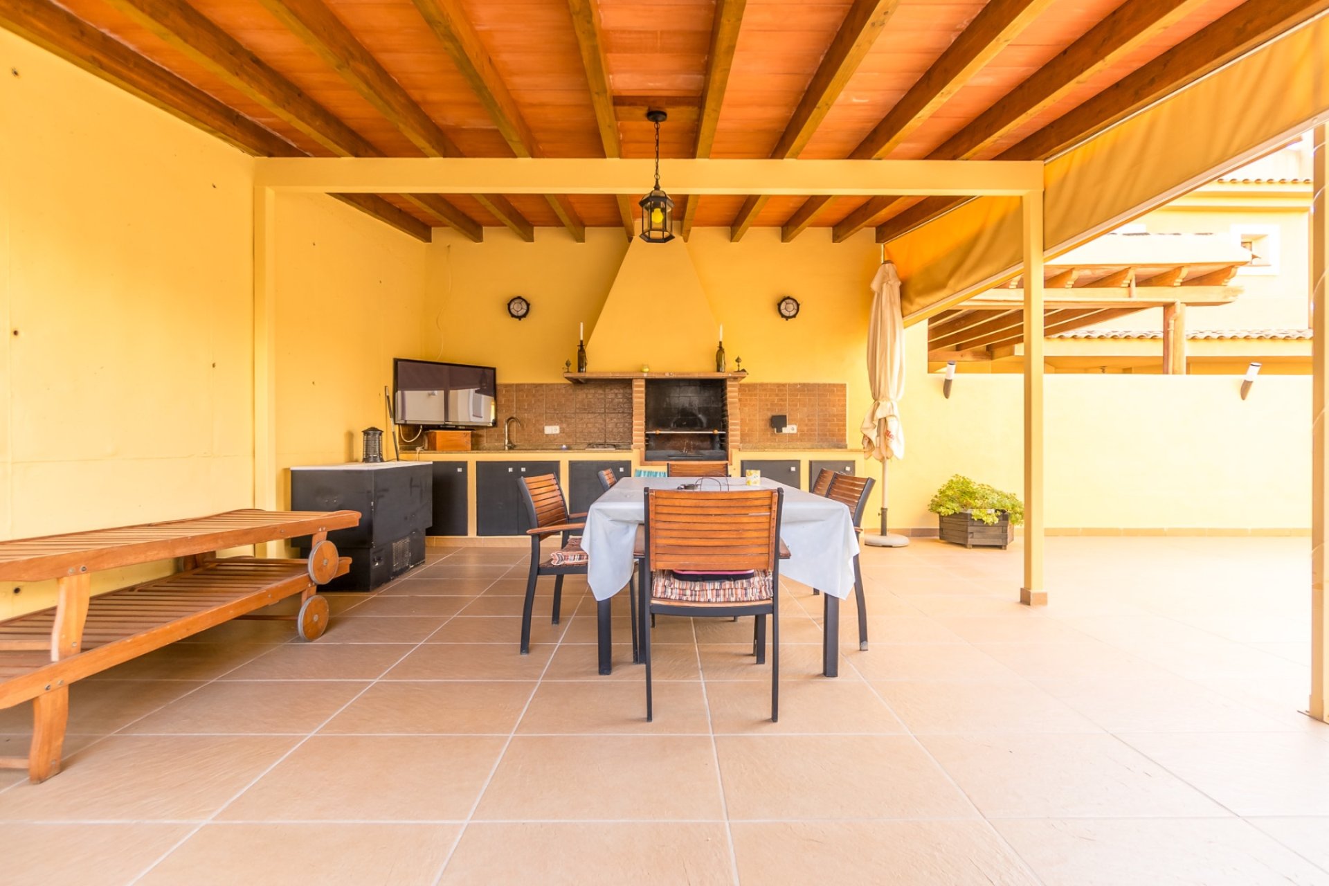 Videresalg -  Hytte / villa -
Benidorm