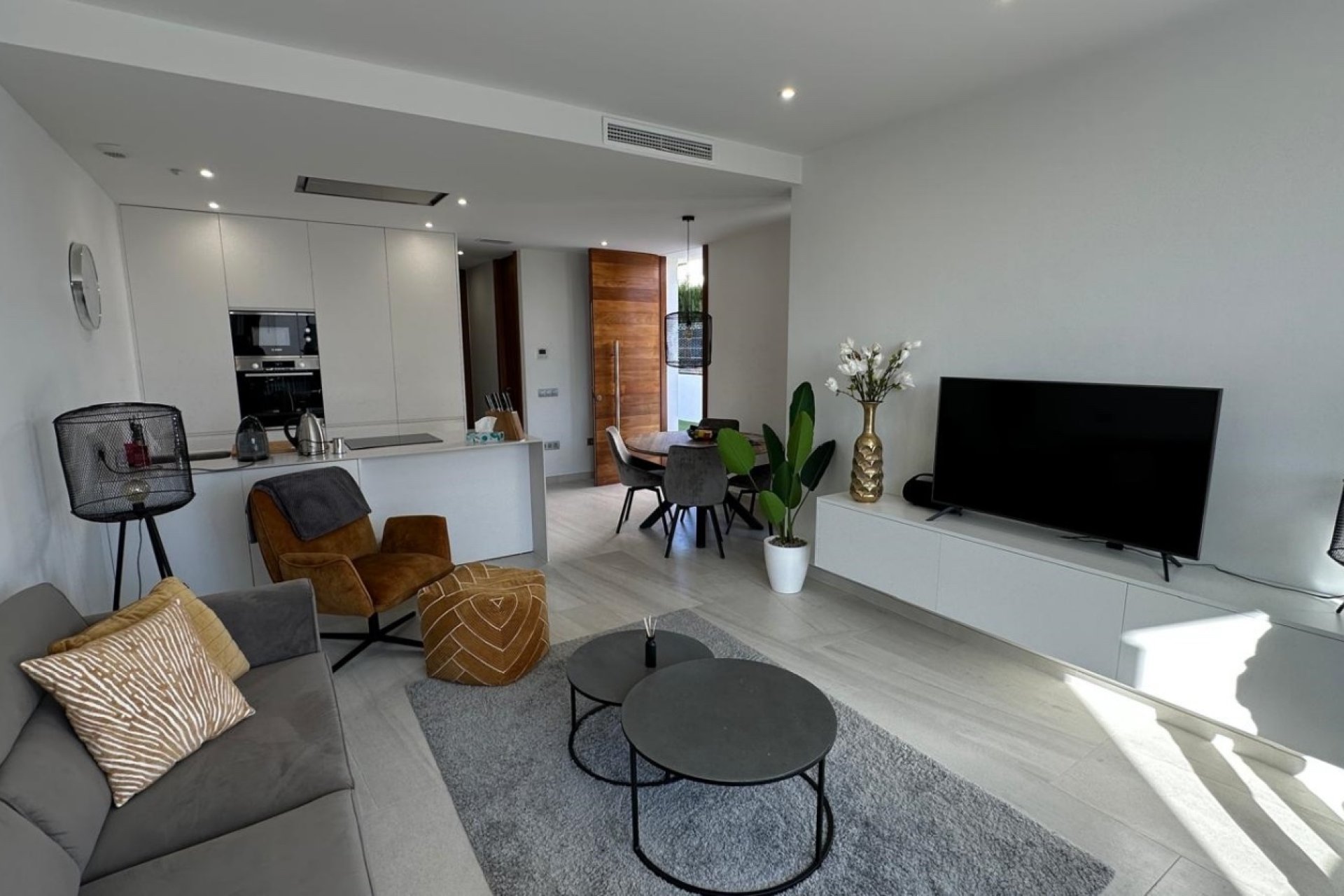 Videresalg -  Hytte / villa -
Finestrat