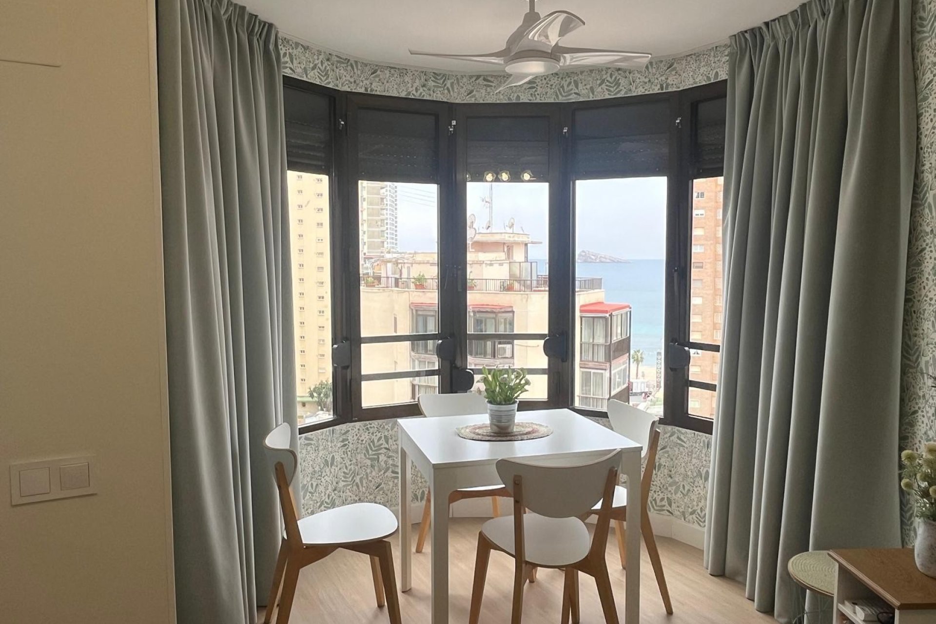 Videresalg - Leilighet / Leilighet -
Benidorm - Levante