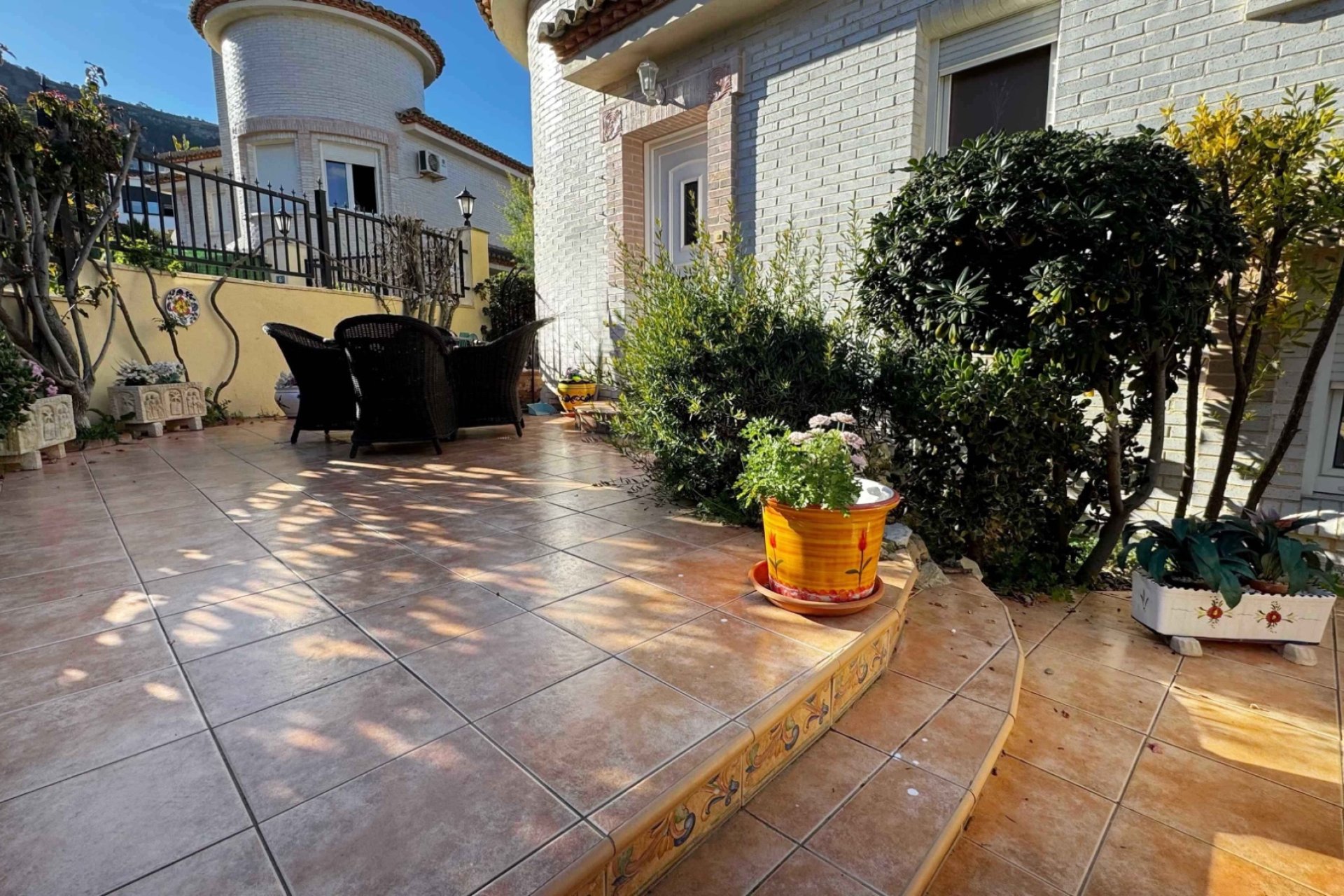 Videresalg - Tomannsbolig -
Albir