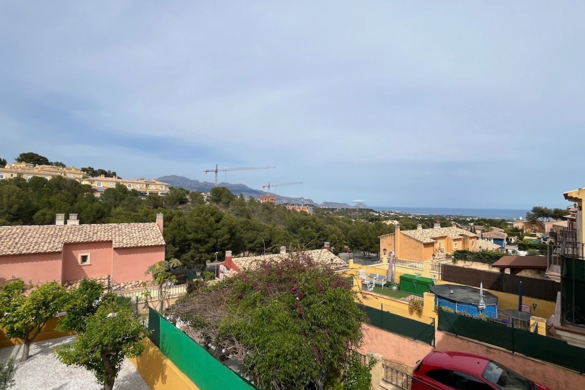 Videresalg - Townhouse / Semi -
La Nucía - Montebello - Nou Espai