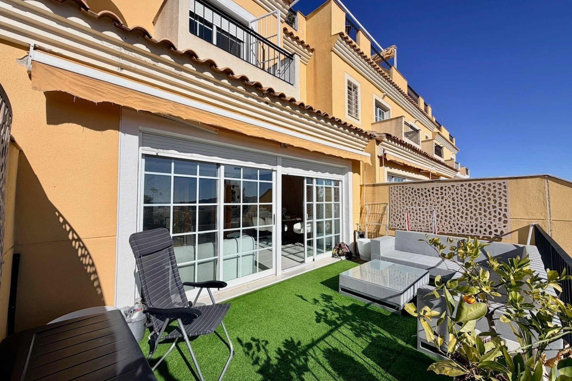 Videresalg - Townhouse / Semi -
La Nucía - Urbanisations