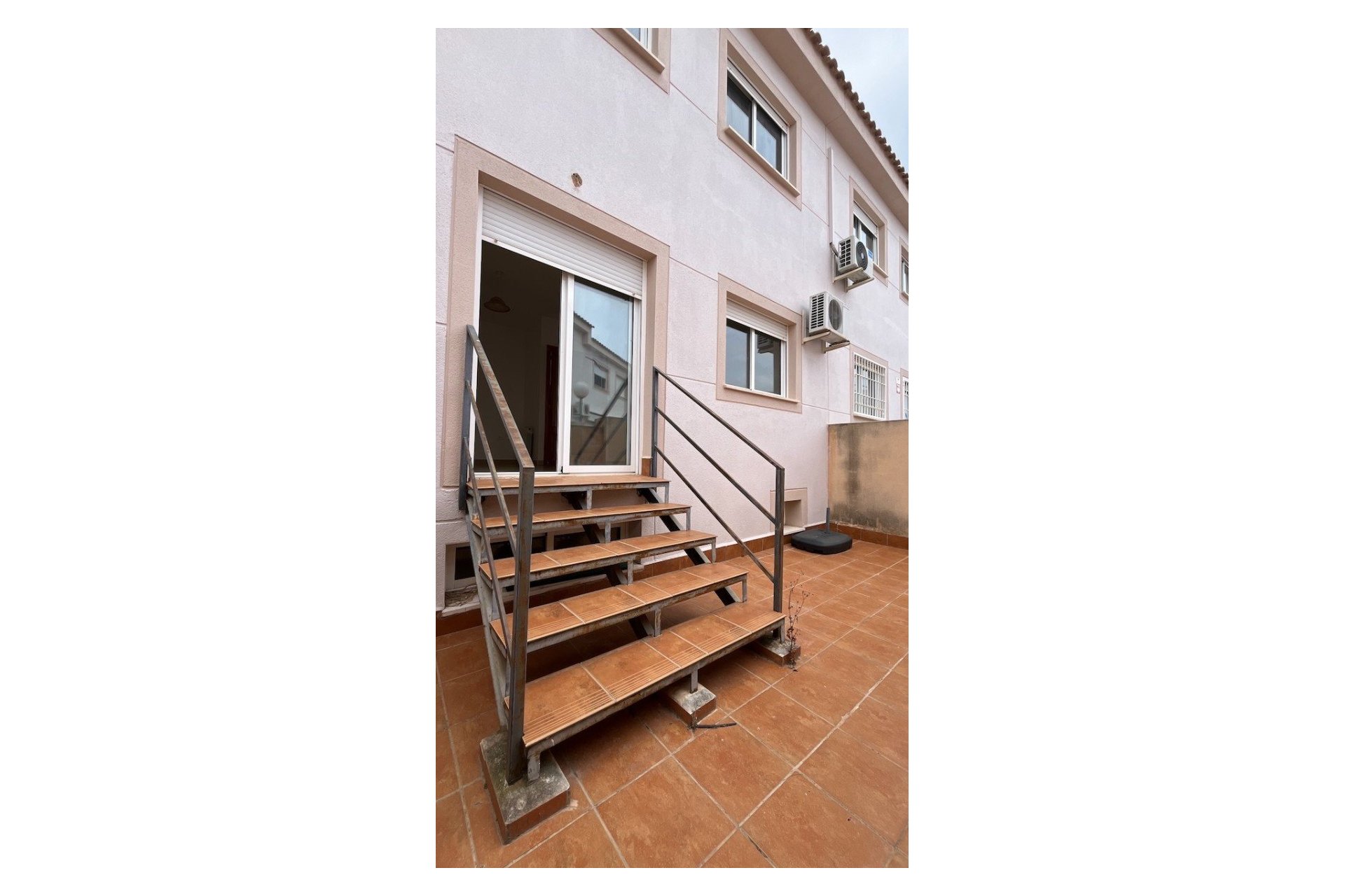 Videresalg - Townhouse / Semi -
Polop - Urbanizaciones