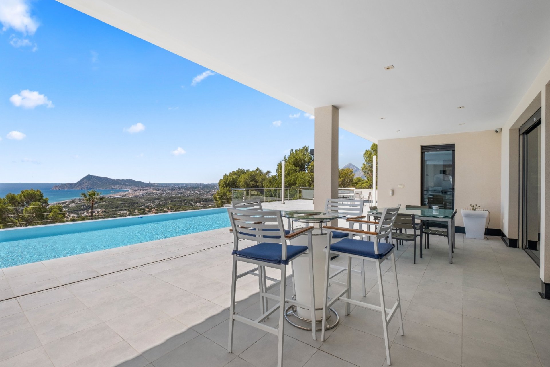 Videresalg - Villa -
Altea