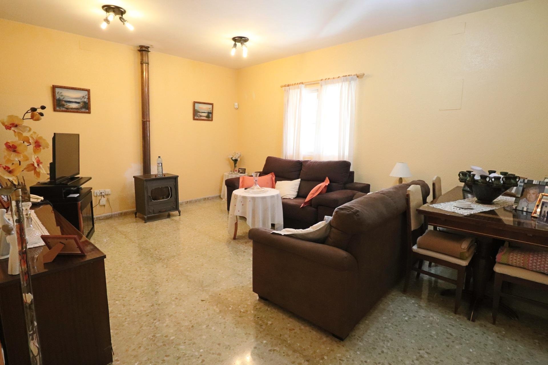 Videresalg - Villa -
Benidorm - Juzgados