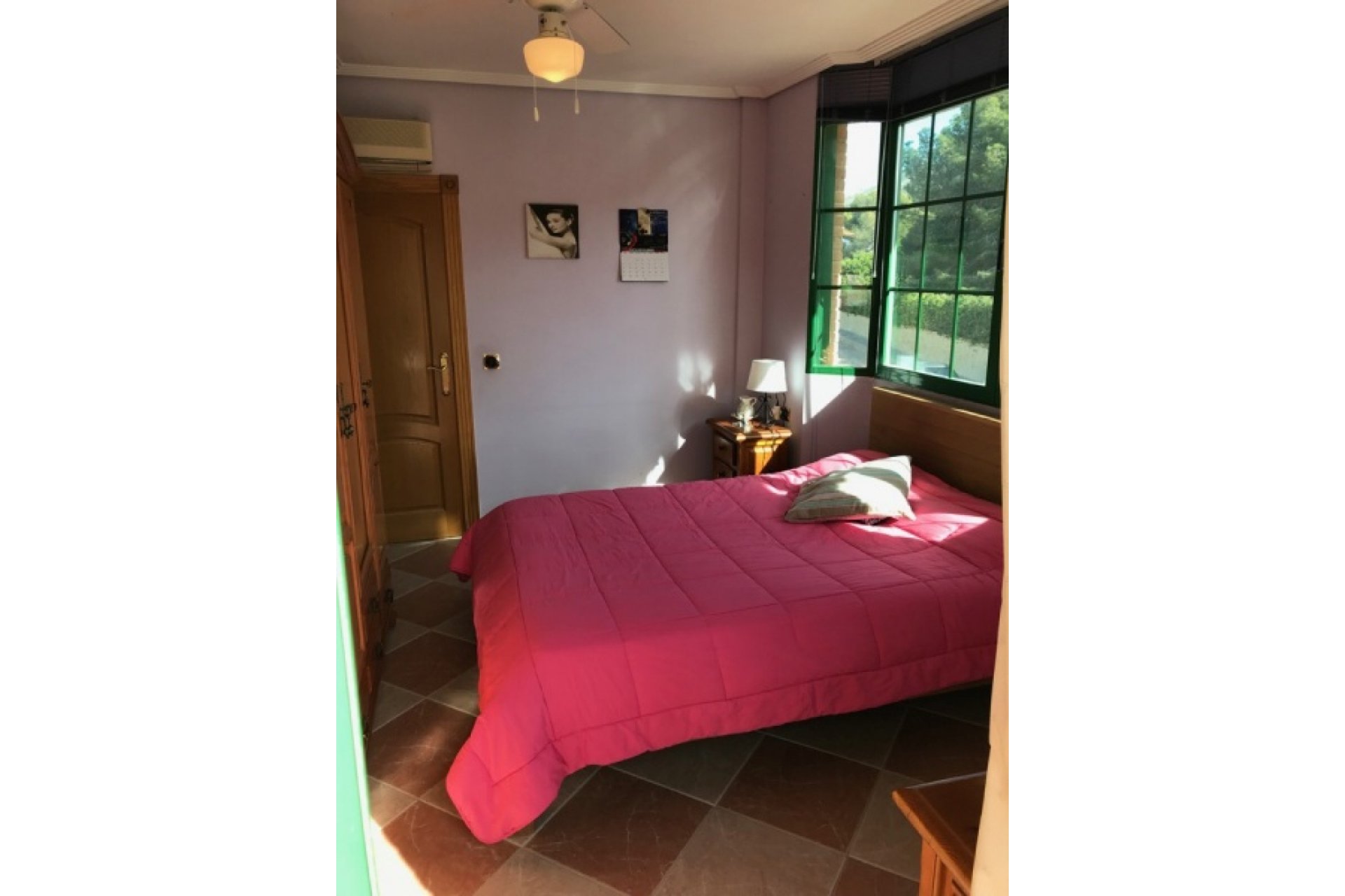 Videresalg - Villa -
Benidorm - Rincón de Loix