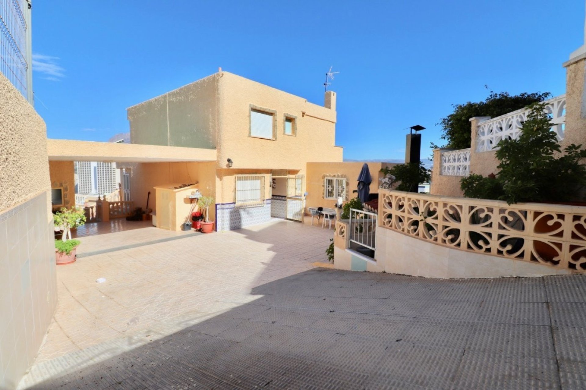 Videresalg - Villa -
Benidorm - Rincón de Loix
