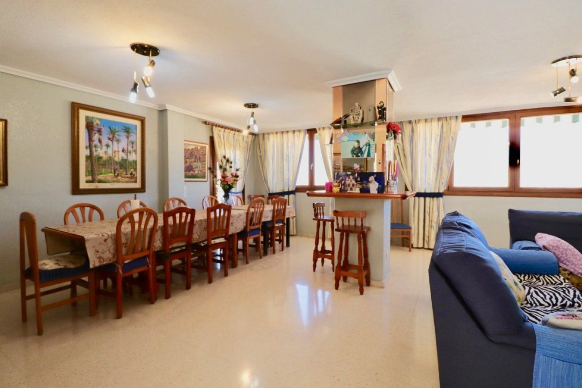 Videresalg - Villa -
Benidorm - Rincón de Loix