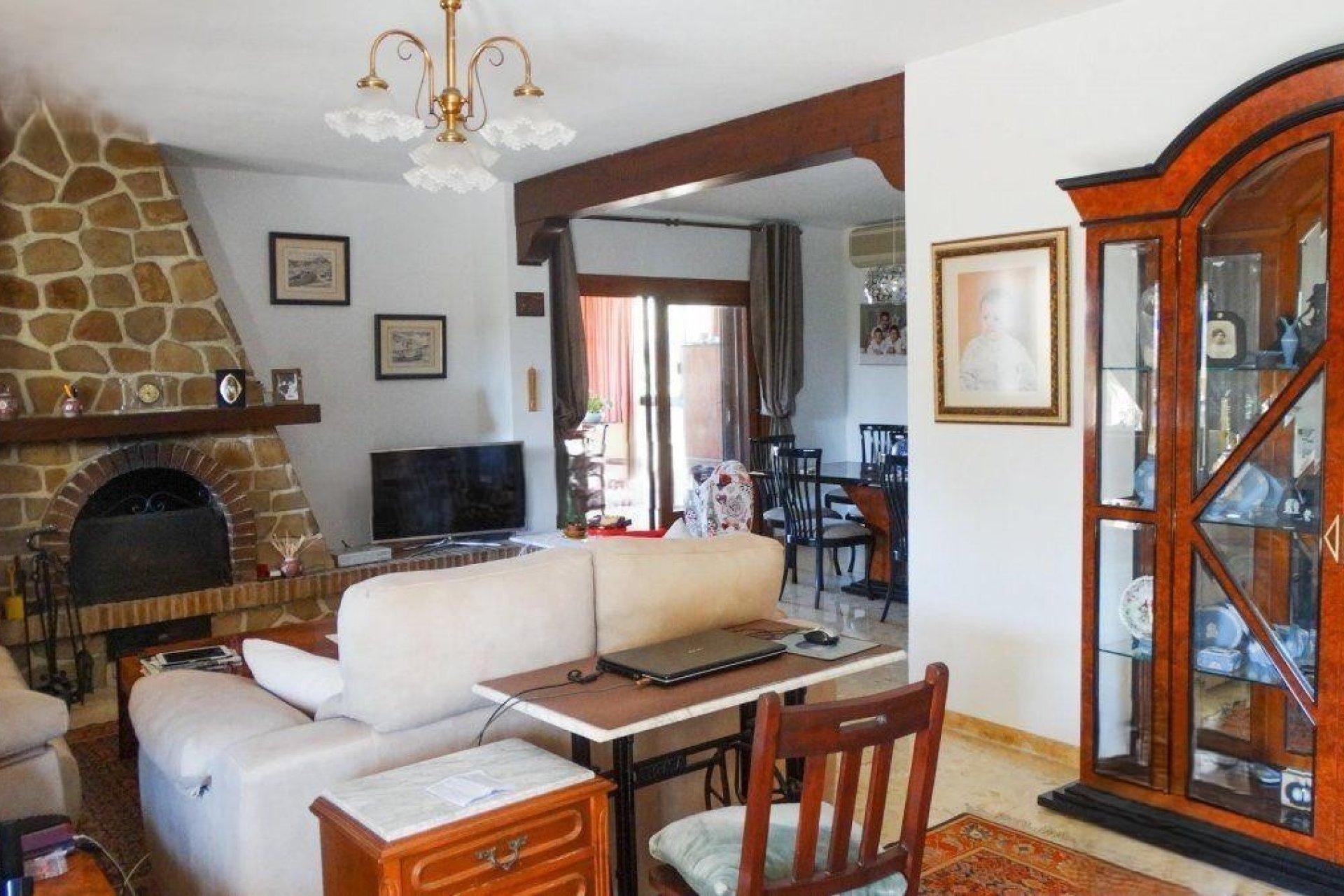 Videresalg - Villa -
Benidorm - Rincón de Loix