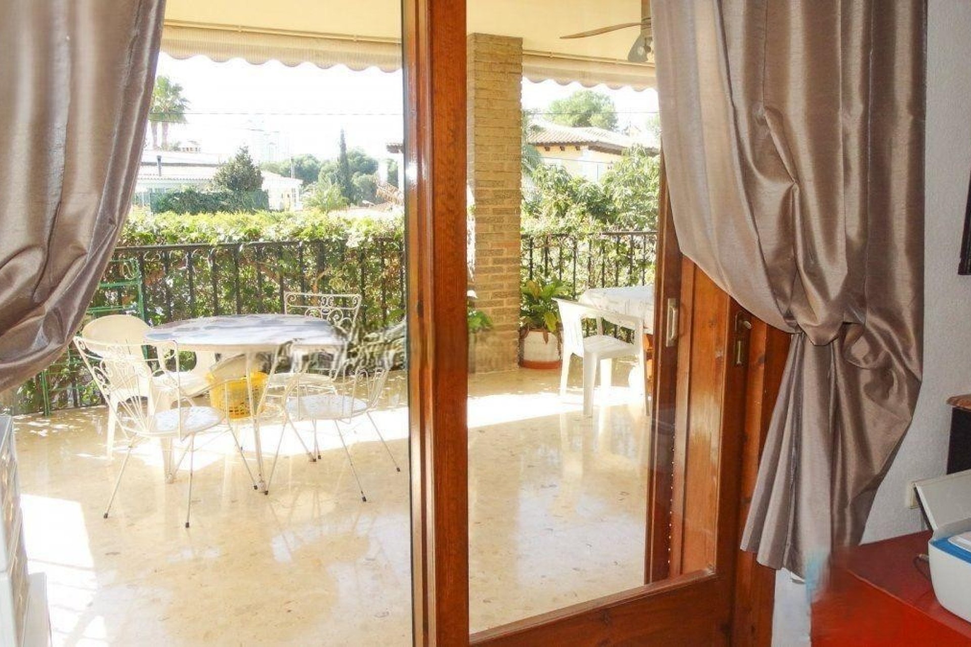 Videresalg - Villa -
Benidorm - Rincón de Loix