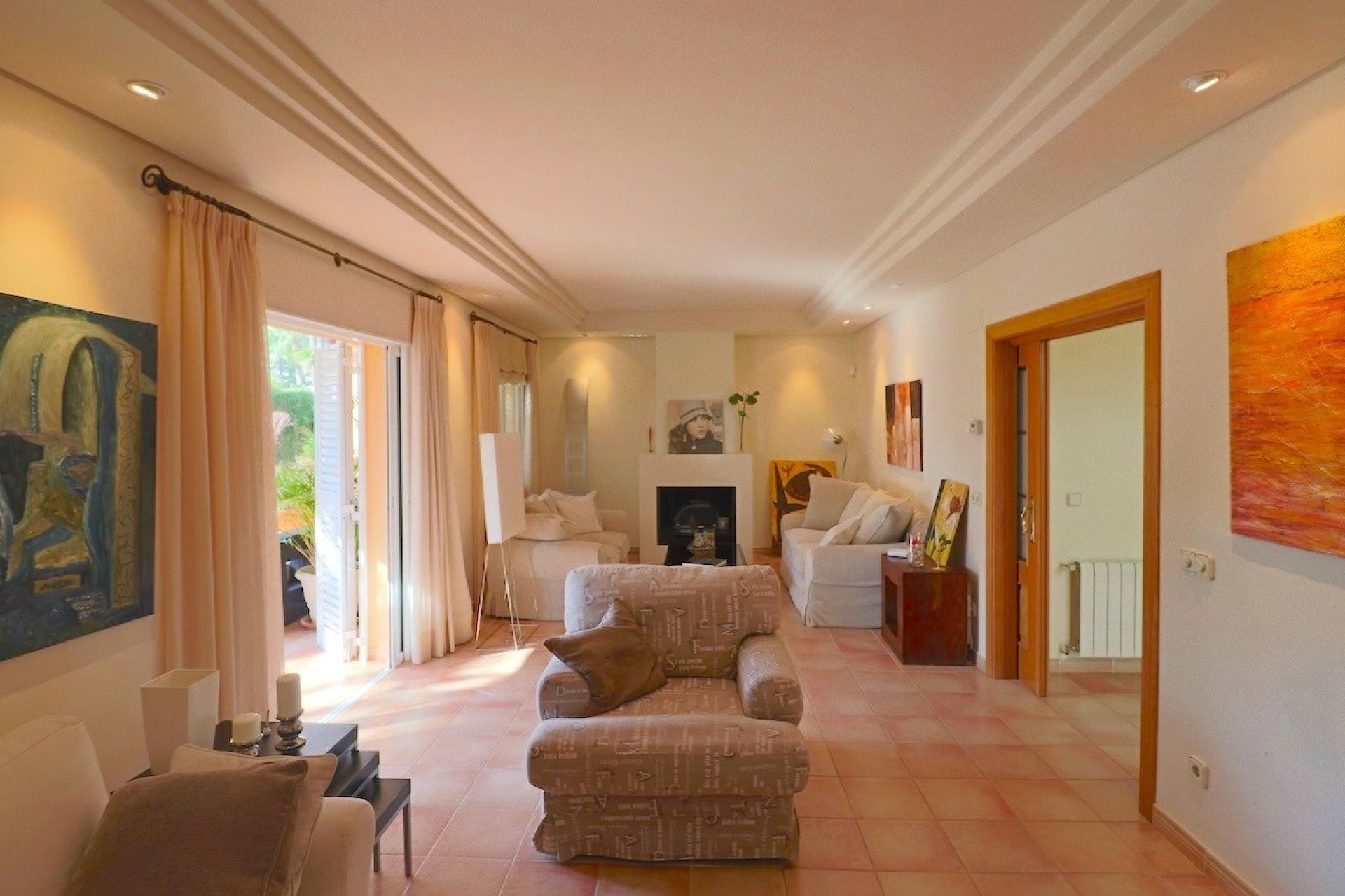 Videresalg - Villa -
Benidorm - Urbanizaciones