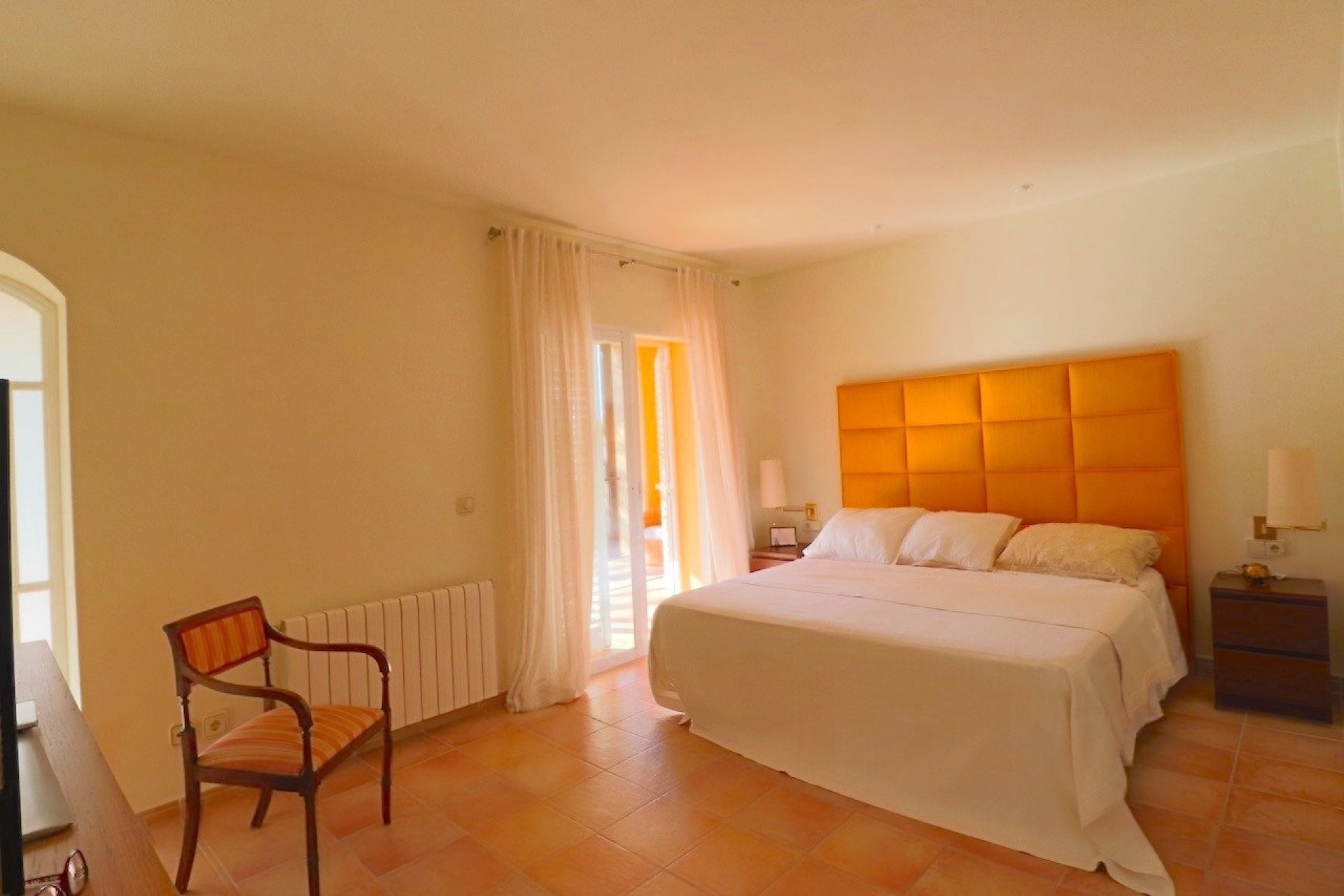 Videresalg - Villa -
Benidorm - Urbanizaciones