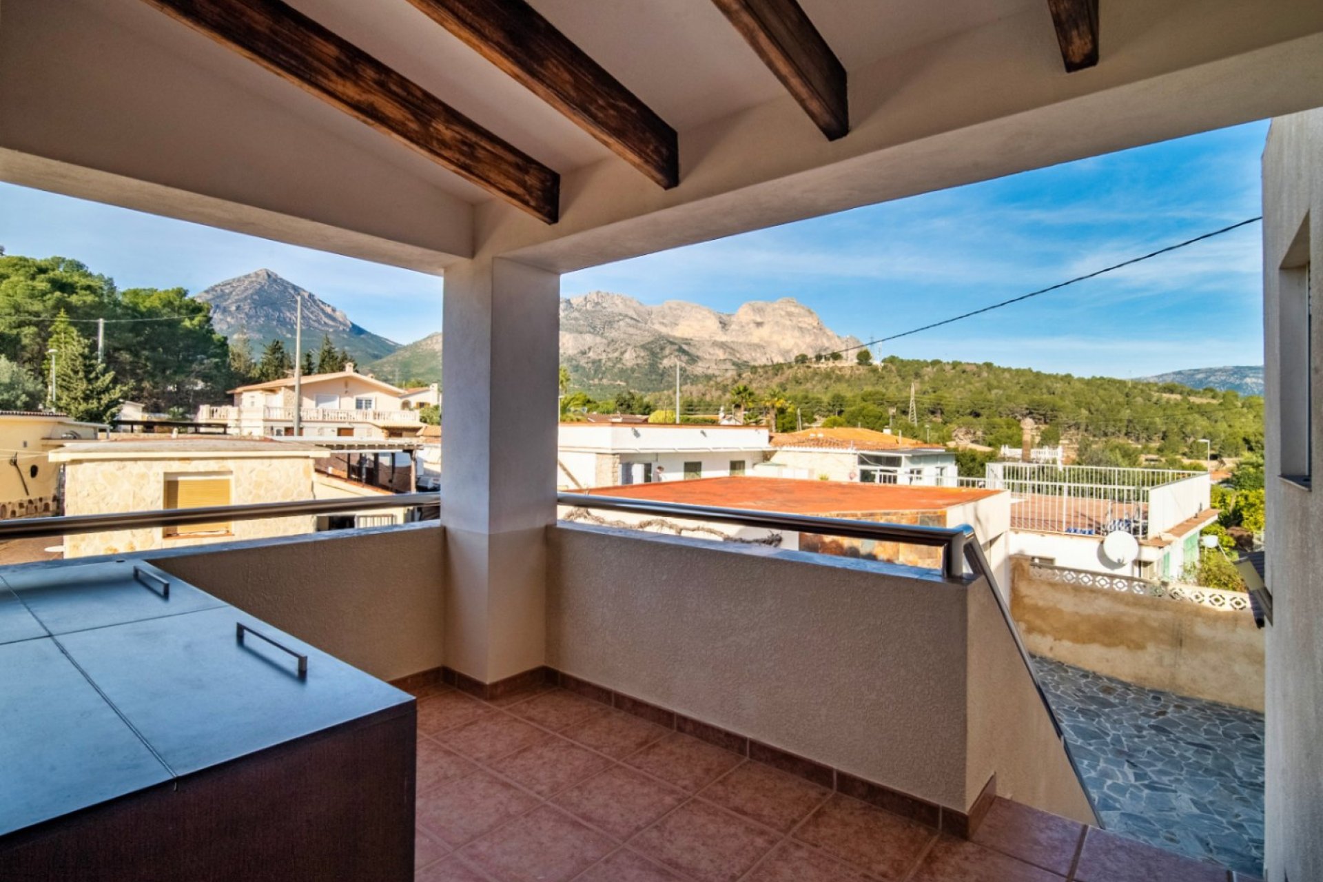 Videresalg - Villa -
La Nucía - Montebello - Nou Espai