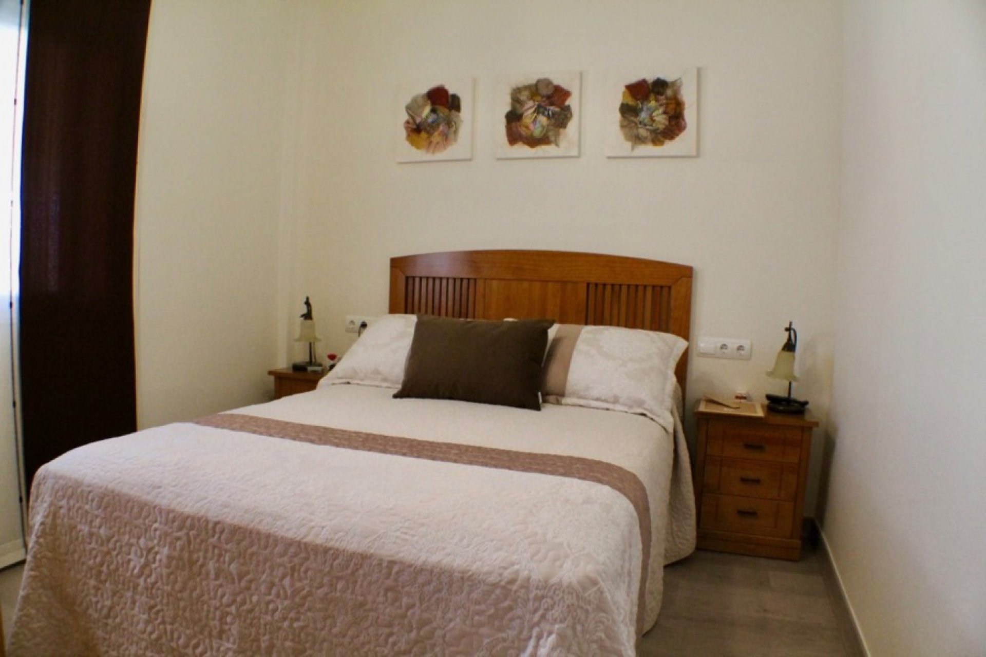 Videresalg - Villa -
La Nucía - Urbanisations