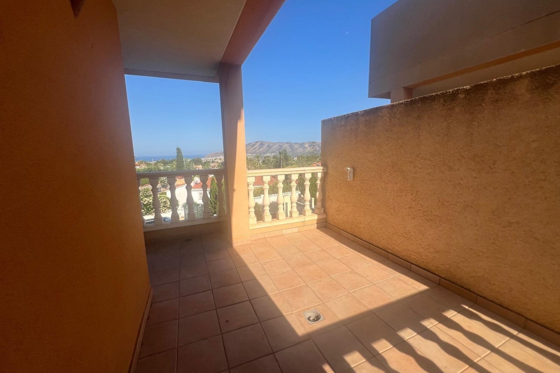 Videresalg - Villa -
La Nucía