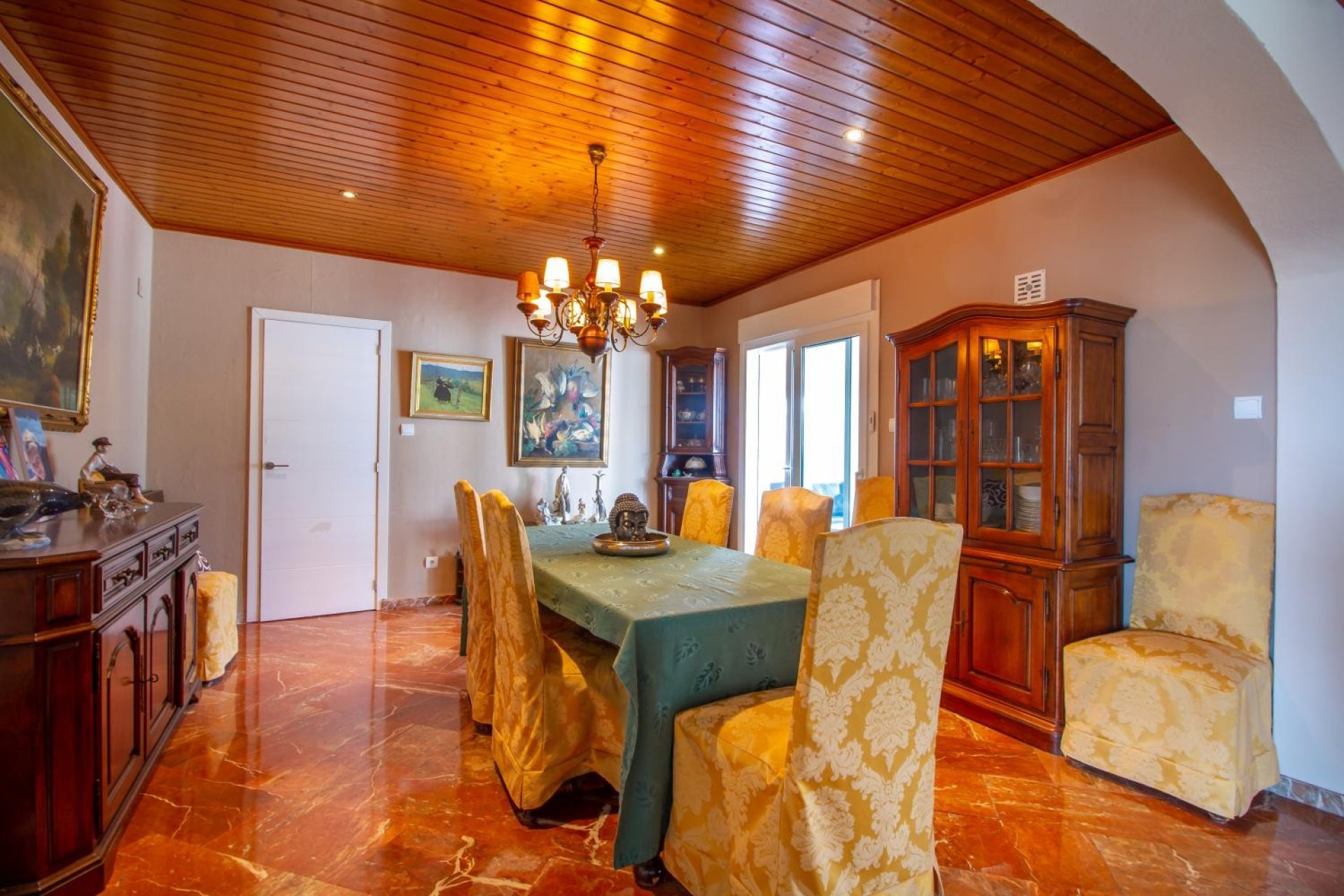 Videresalg - Villa -
La Nucía