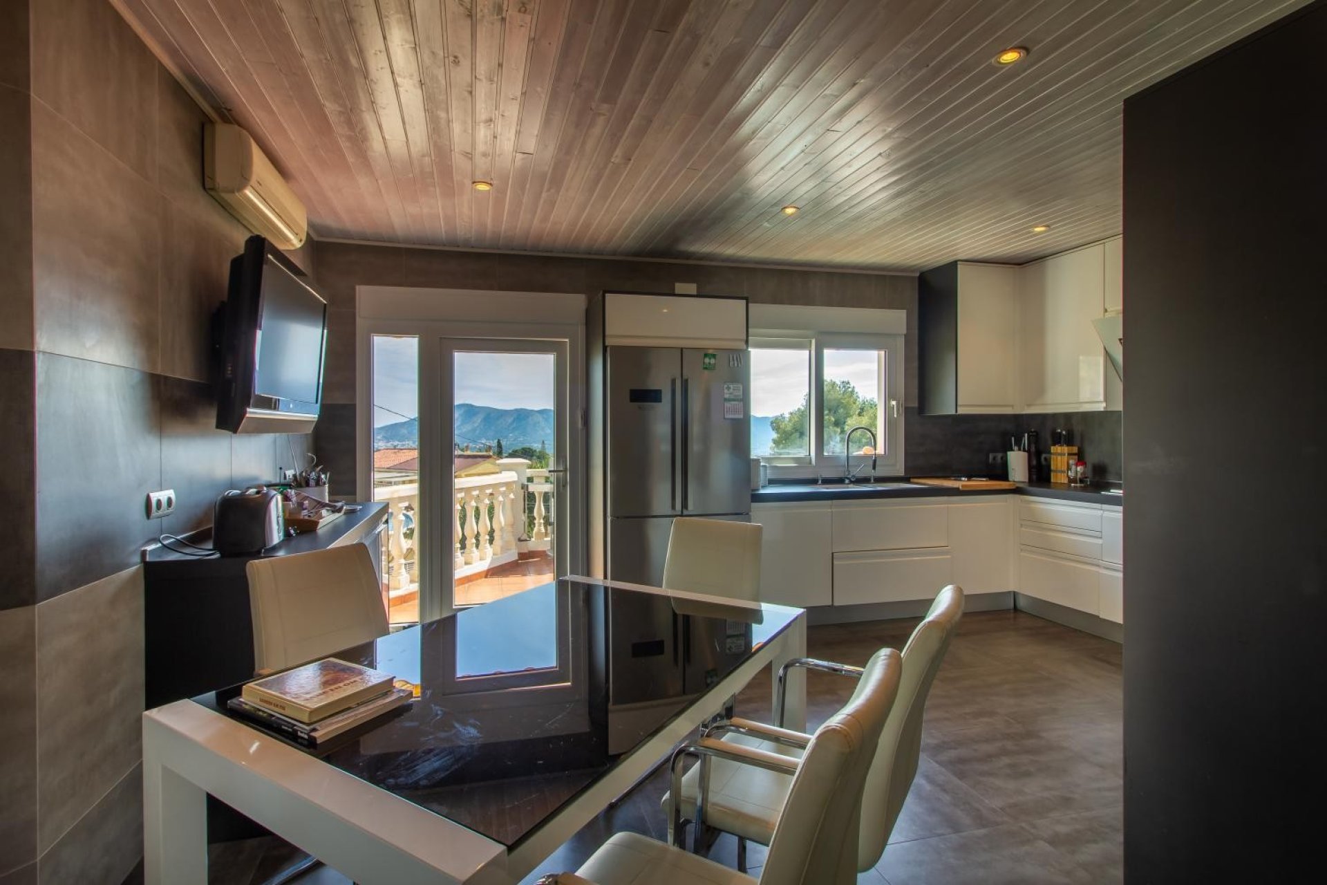 Videresalg - Villa -
La Nucía