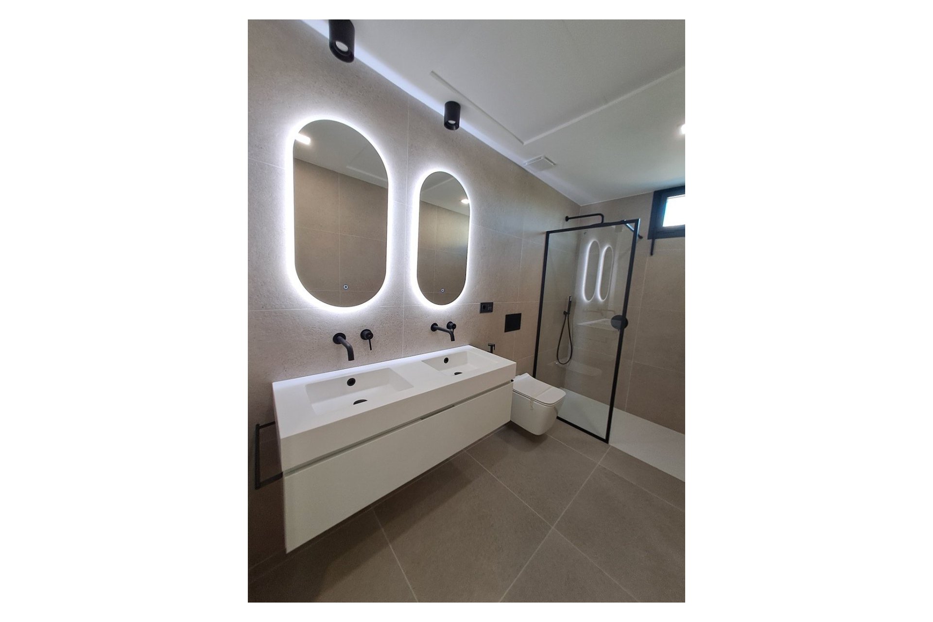 Videresalg - Villa -
Polop - Urbanizaciones