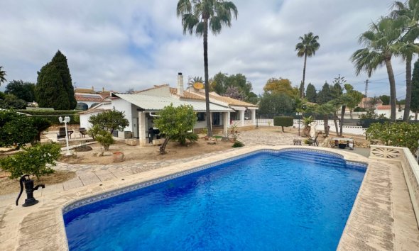 Villa - Herverkoop -
            Alfaz del Pi - 24592