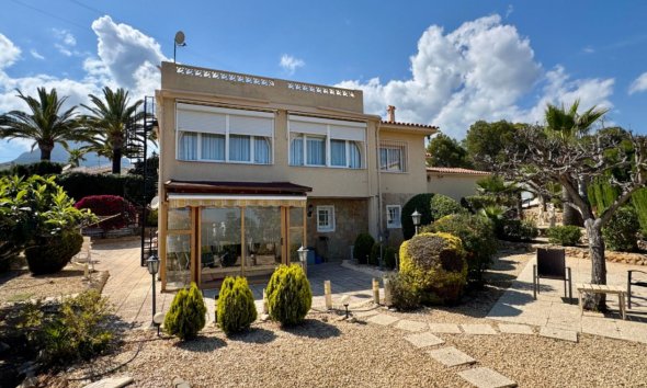 Villa - Herverkoop - La Nucía -
                Entrepinos