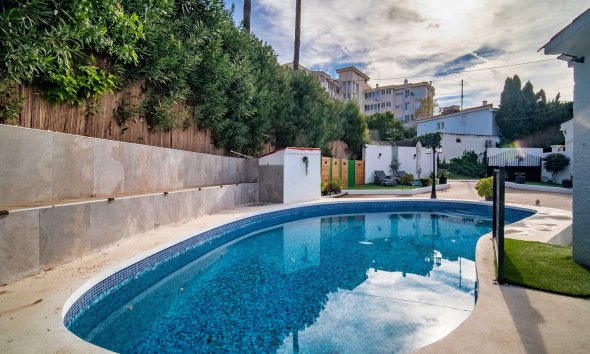 Villa - Resale - Albir -
                Albir