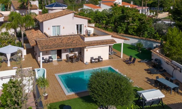 Villa - Resale - Alfaz del Pi - Alfas del Pí